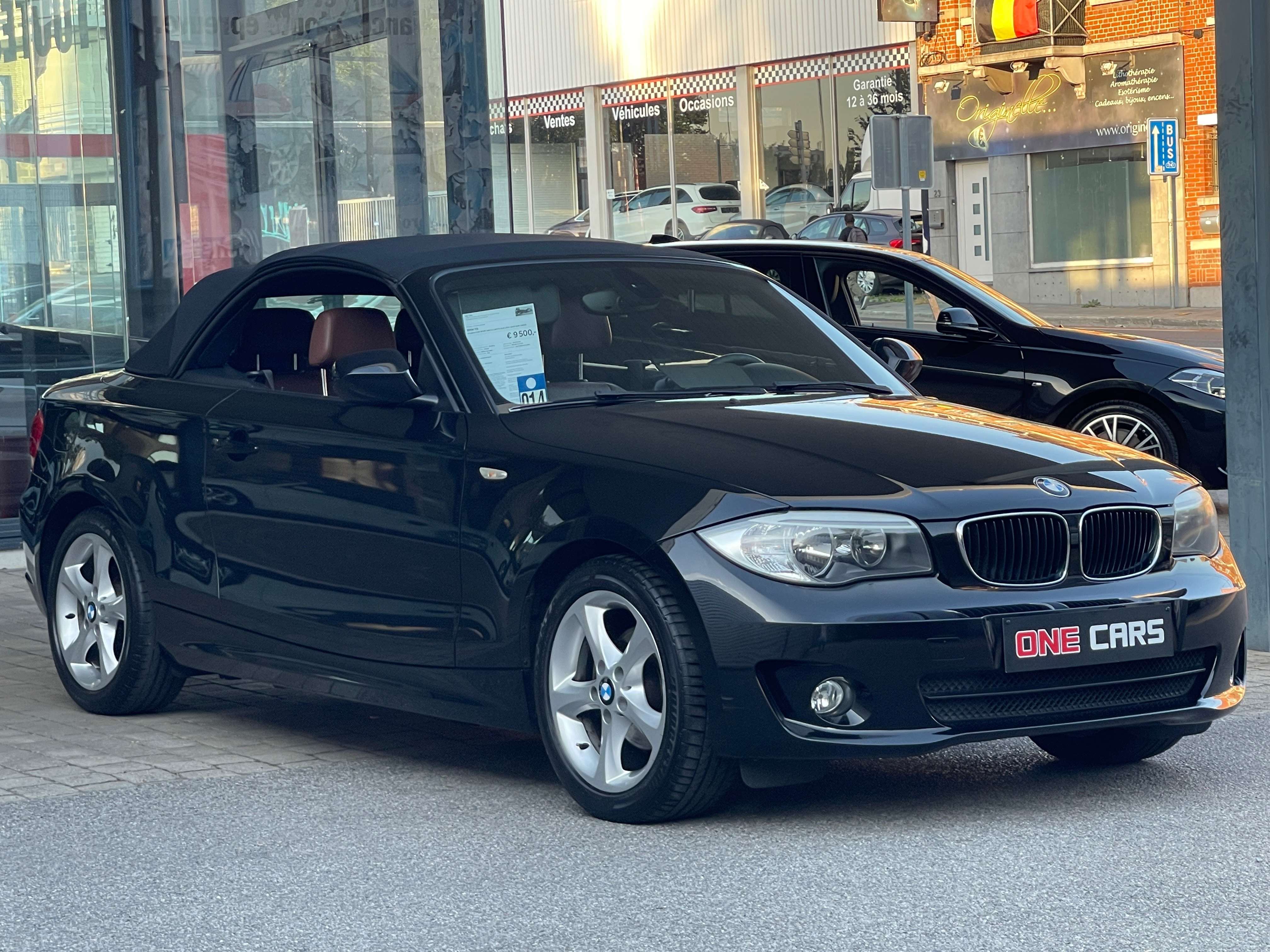 BMW 118 d Cabrio CUIR SPORT-AIRCO-CAPOTE ELEC-PDC-JA17P-GAR 12MOIS