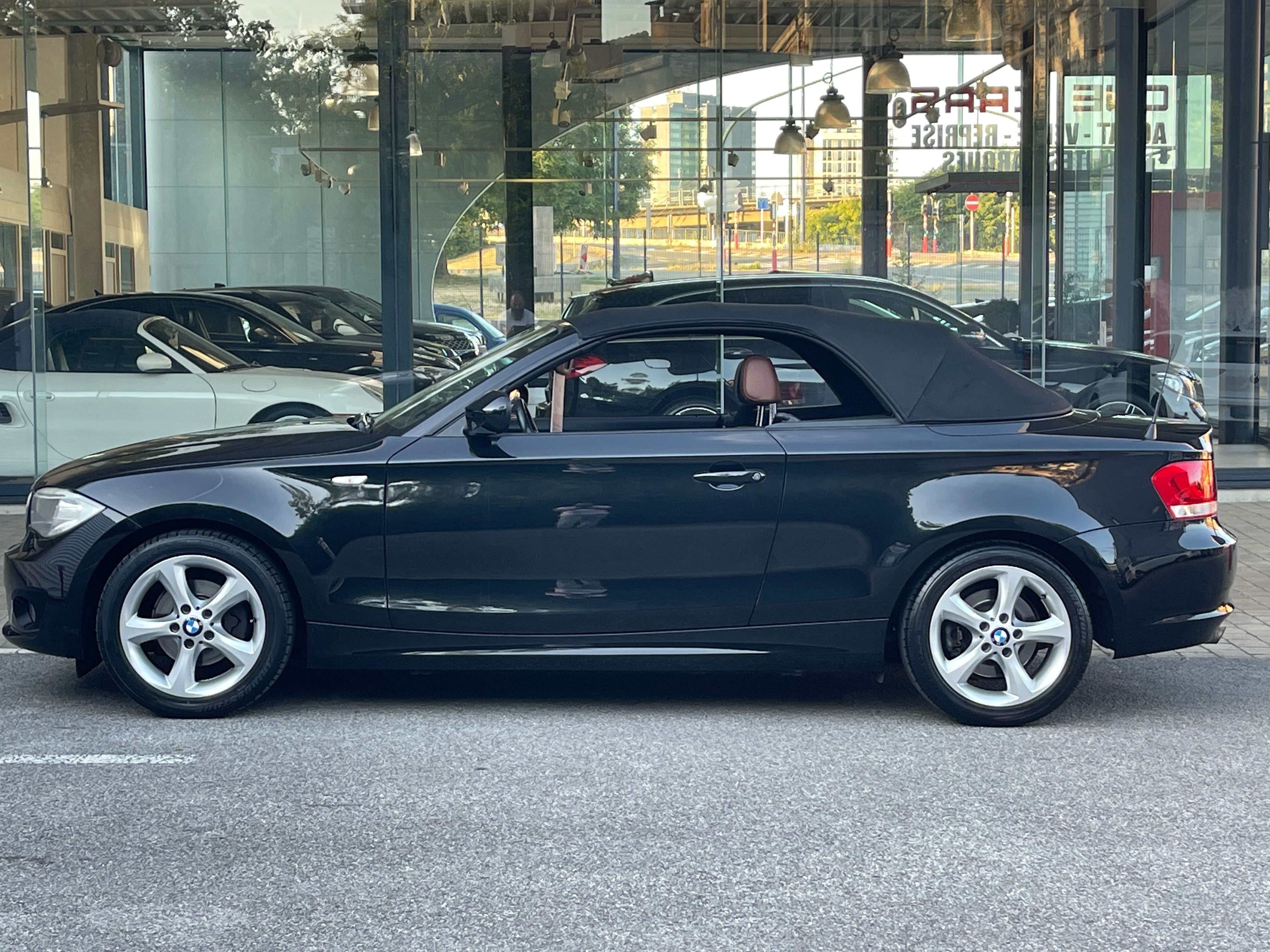 BMW 118 d Cabrio CUIR SPORT-AIRCO-CAPOTE ELEC-PDC-JA17P-GAR 12MOIS