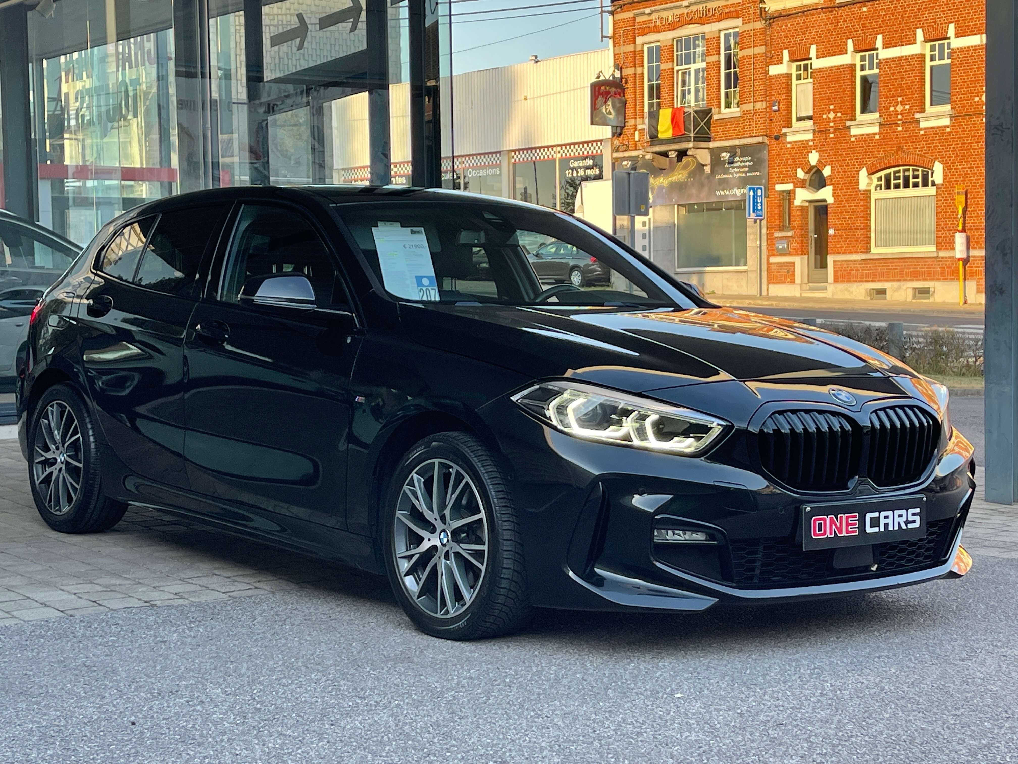 BMW 116 iA "PACK M" CAMERA-CARPLAY-COCKPIT-BIXENON-CUIR-GPS-GAR 12MOIS