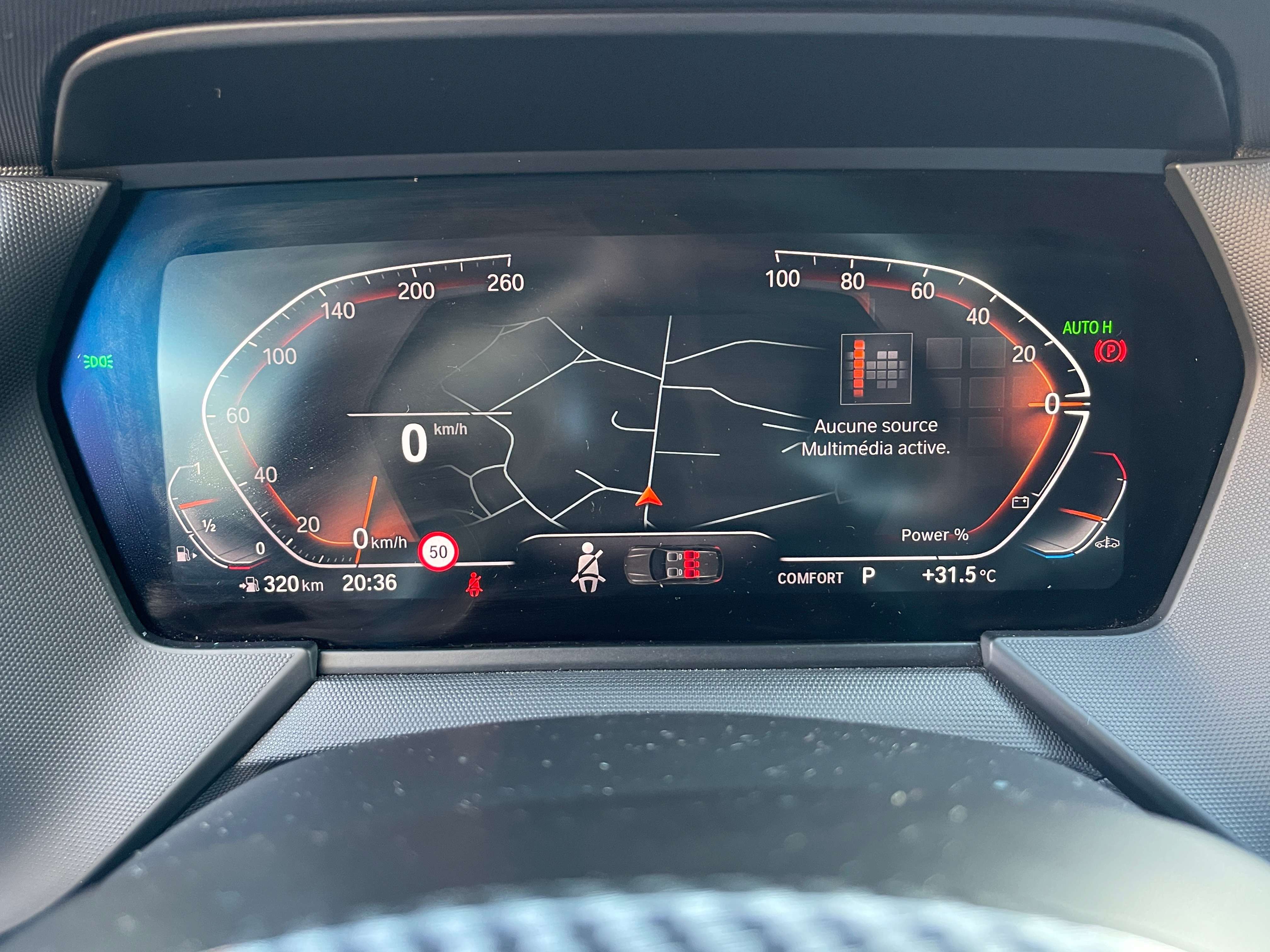 BMW 116 iA "PACK M" CAMERA-CARPLAY-COCKPIT-BIXENON-CUIR-GPS-GAR 12MOIS