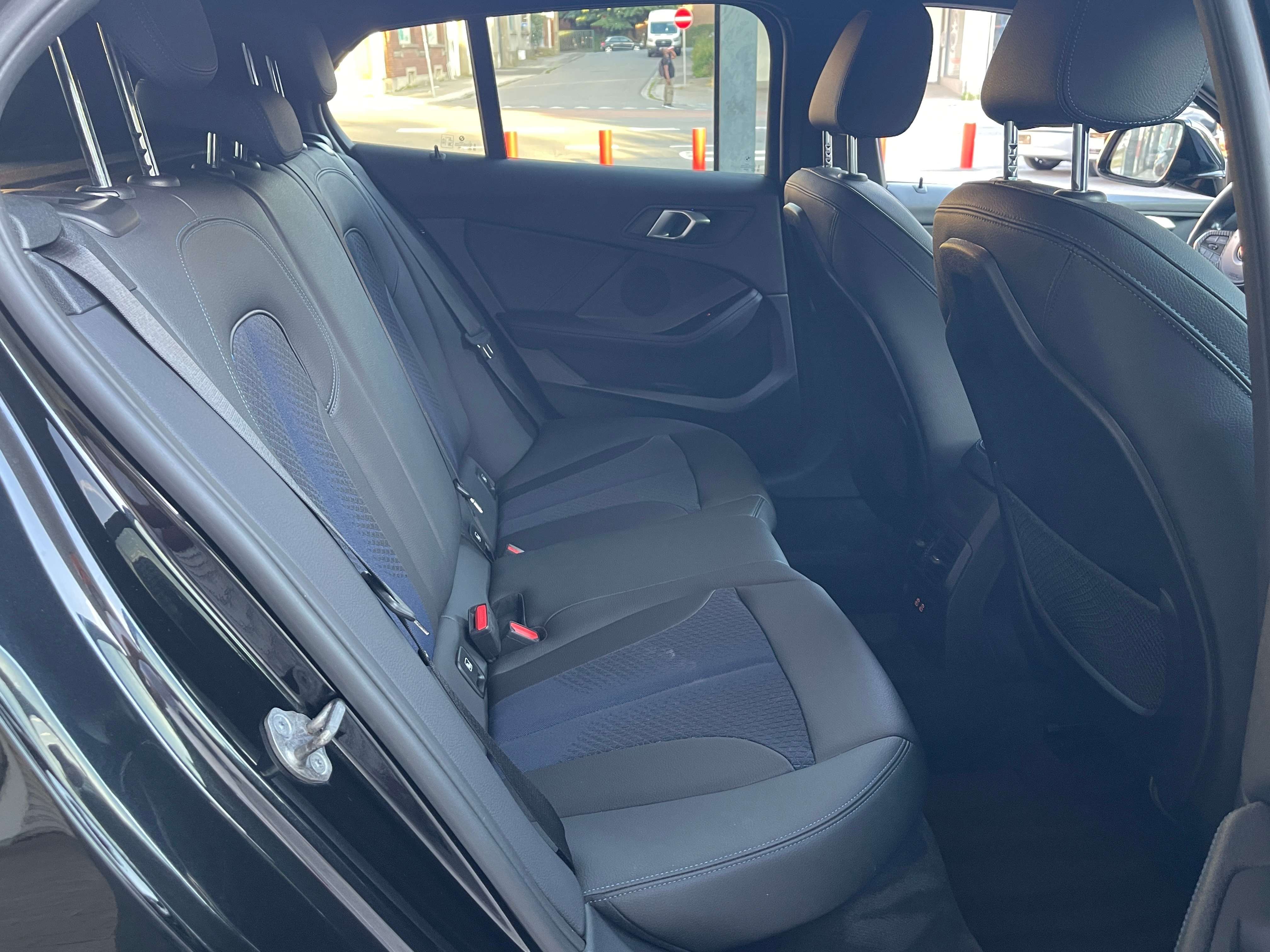 BMW 116 iA "PACK M" CAMERA-CARPLAY-COCKPIT-BIXENON-CUIR-GPS-GAR 12MOIS