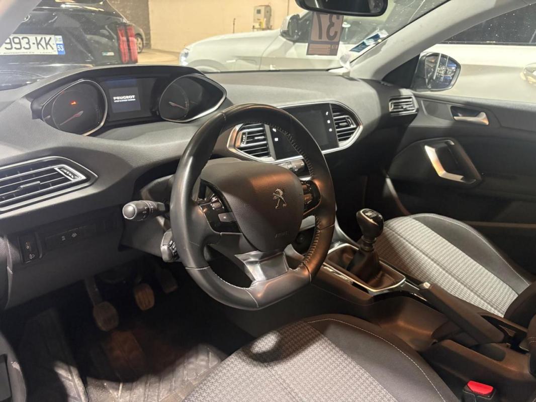 Peugeot 308 1.2i PureTech 12V S&S - 110 II 2013 BERLINE Active Business PHASE 2