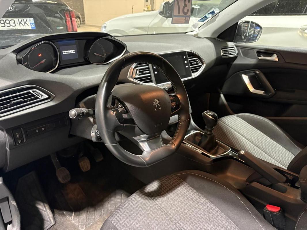 Peugeot 308 1.2i PureTech 12V S&S - 110 II 2013 BERLINE Active Business PHASE 2