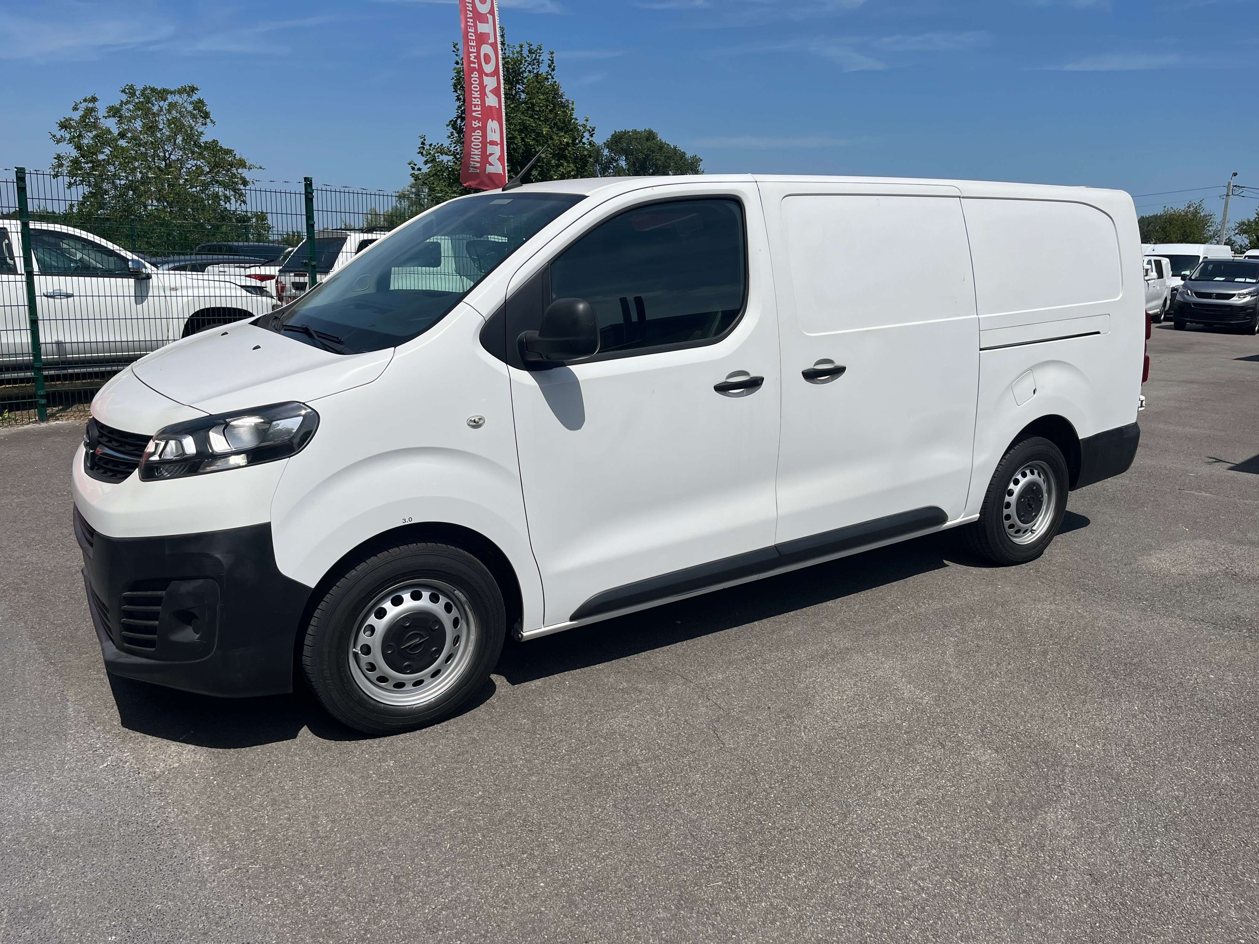 Opel Vivaro L3H1-AIRCO- DB DEUREN-PORTES -13.180€+BTW+TVA