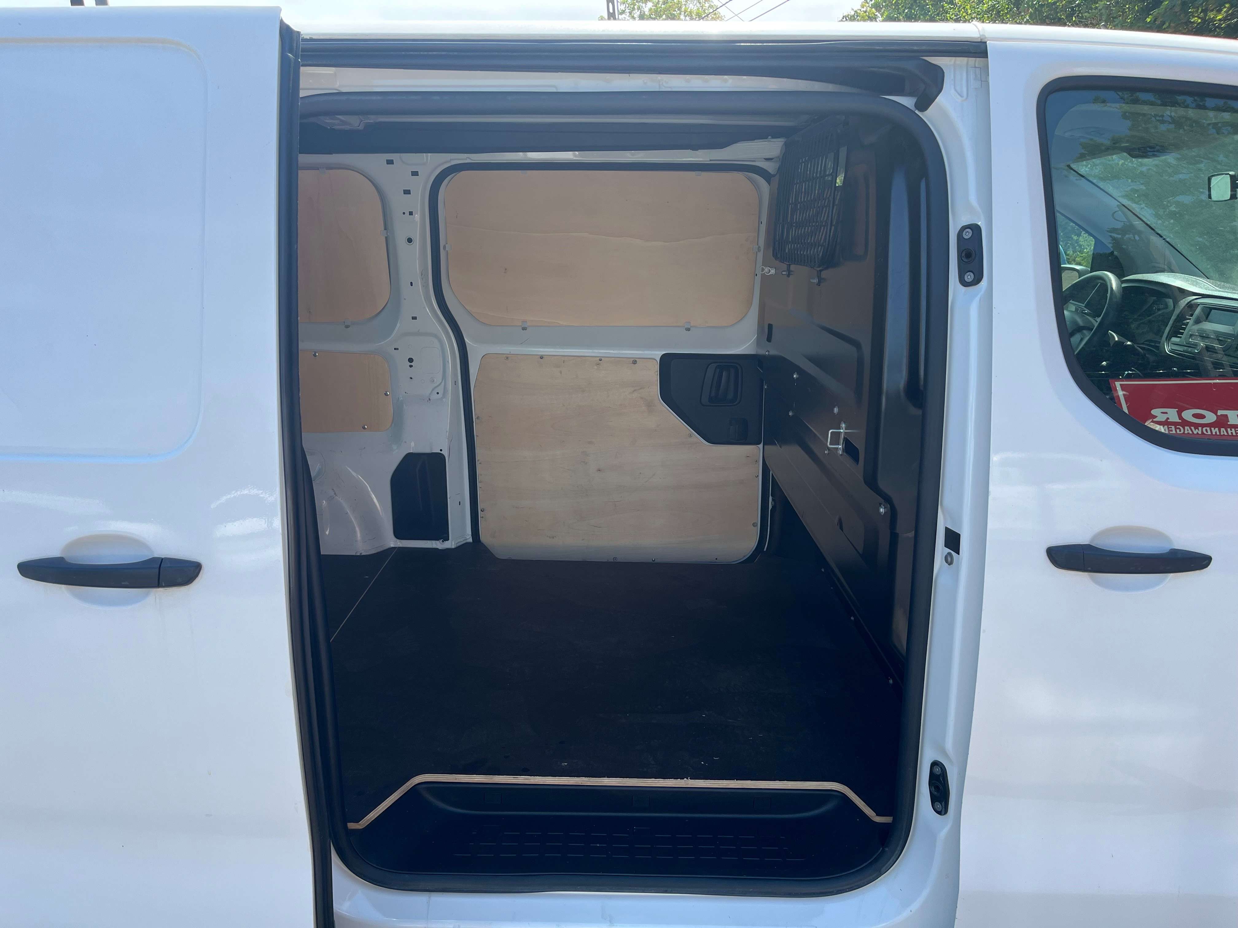 Opel Vivaro L3H1-AIRCO- DB DEUREN-PORTES -13.180€+BTW+TVA