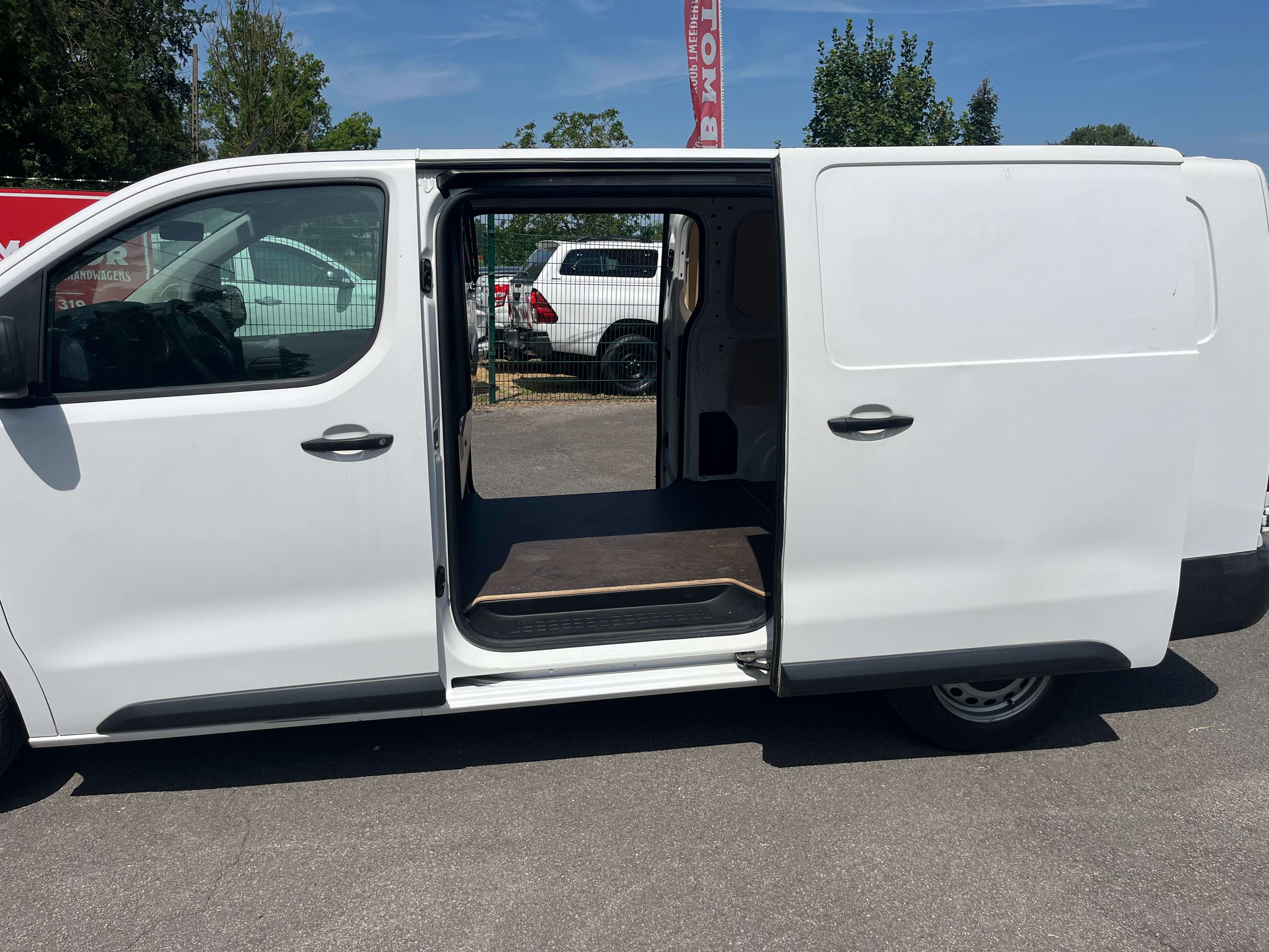 Opel Vivaro L3H1-AIRCO- DB DEUREN-PORTES -13.180€+BTW+TVA