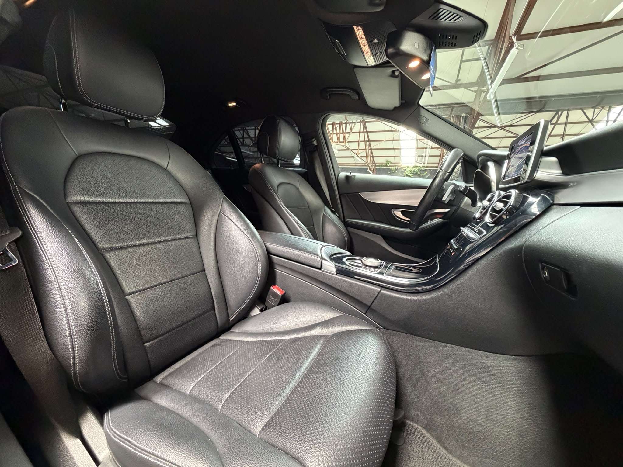 Mercedes-Benz C 180 d * PACK AMG * GPS * CAMERA * CUIR * LED * CRUISE CONTROL