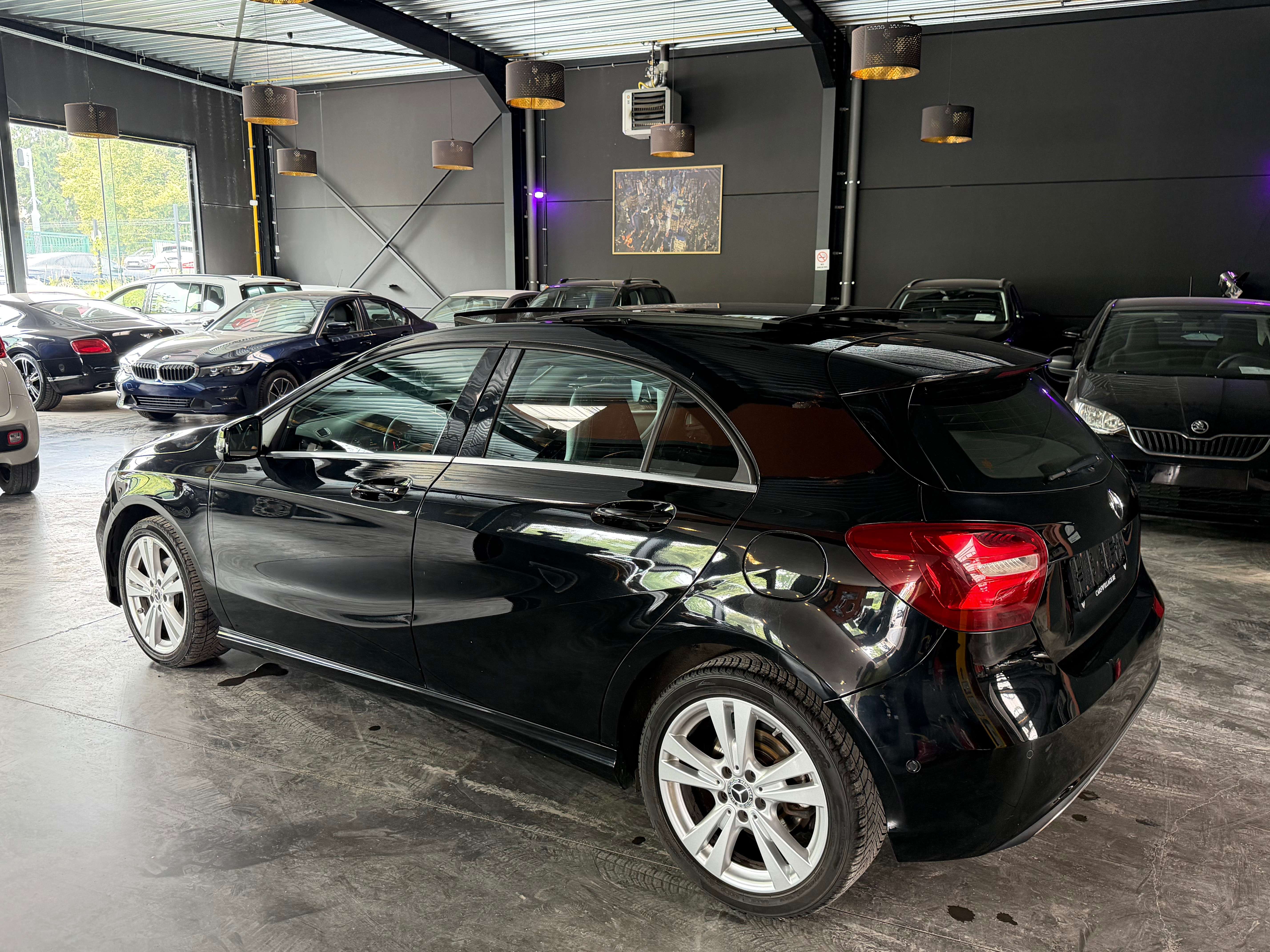 Mercedes-Benz A 180 A 180 d/automatique/12 mois de garantie