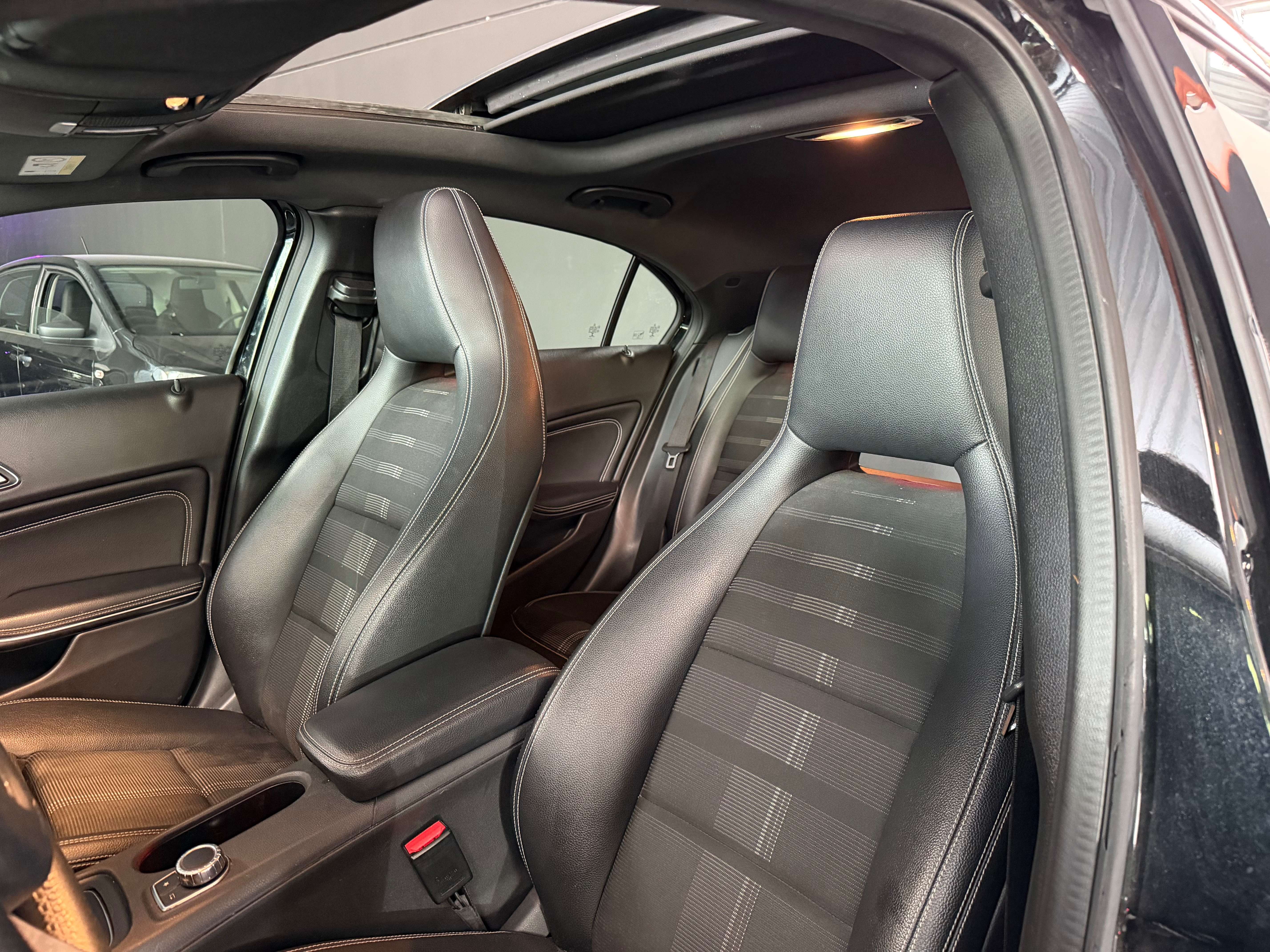 Mercedes-Benz A 180 A 180 d/automatique/12 mois de garantie
