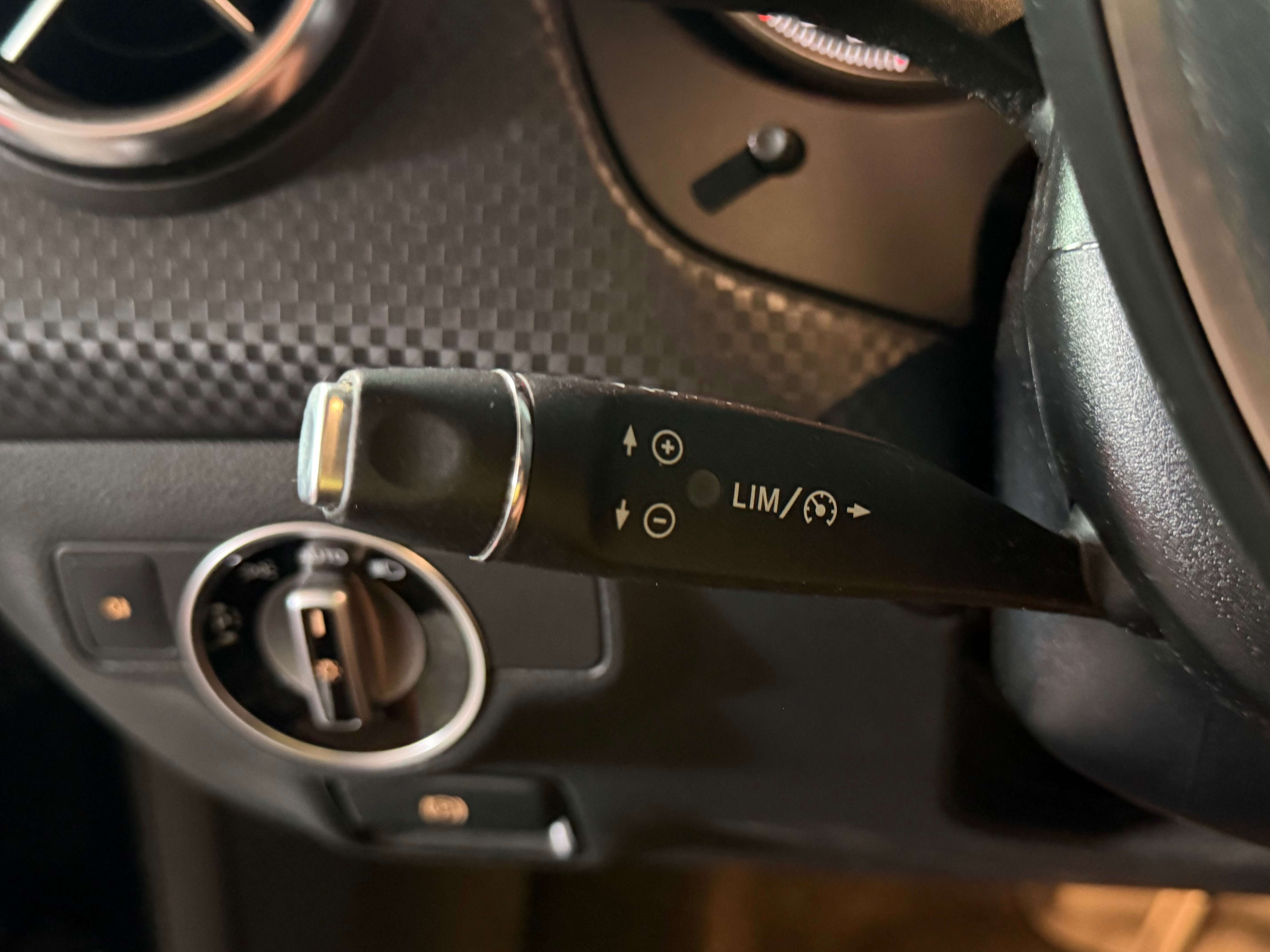 Mercedes-Benz A 180 A 180 d/automatique/12 mois de garantie