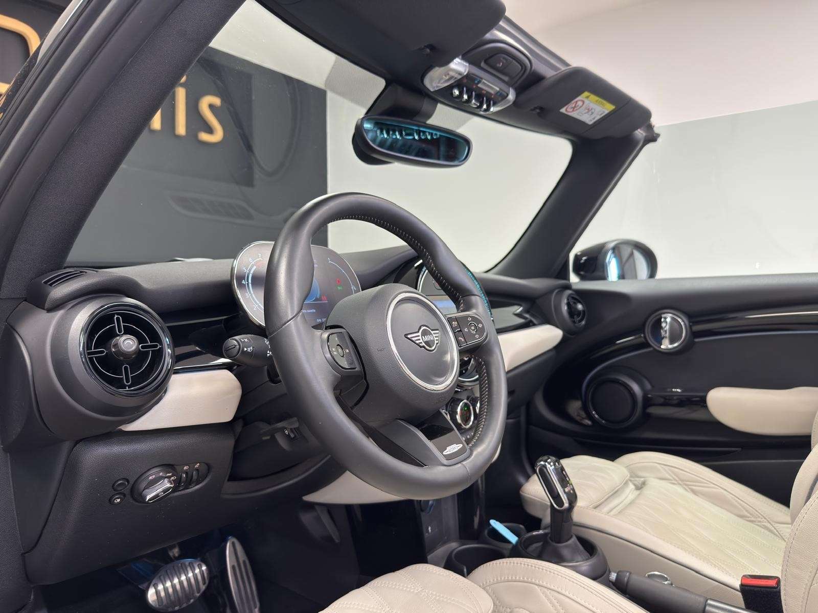 MINI Cooper Cabrio Mini Cabriolet 1.5A Cooper JOHN COOPER WORKS*BOITE