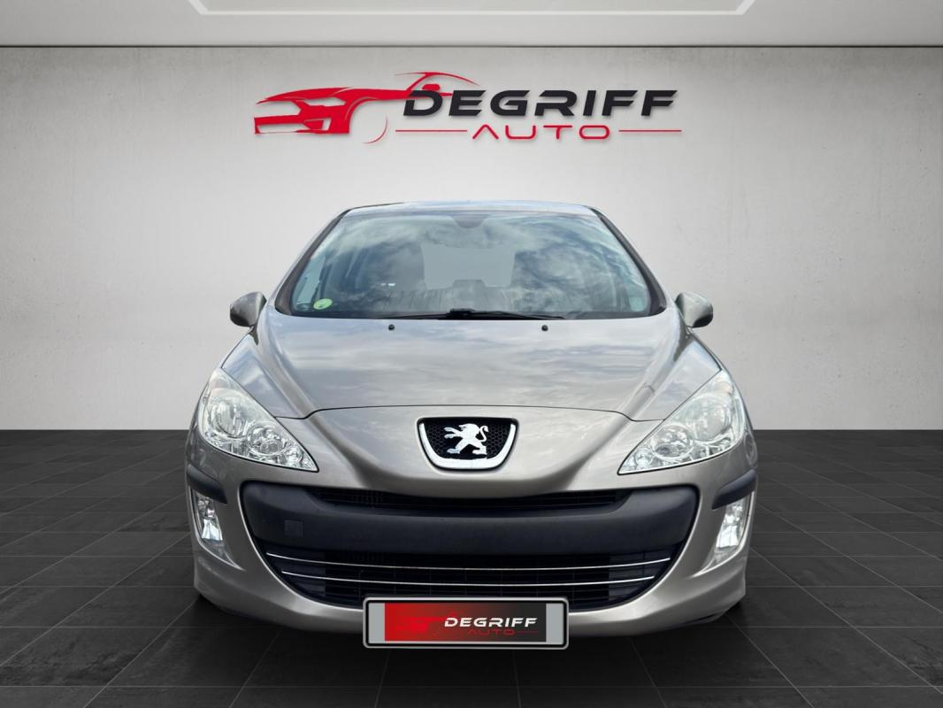 Peugeot 308 1.6 HDi 92ch FAP BLUE LION Pack Limited