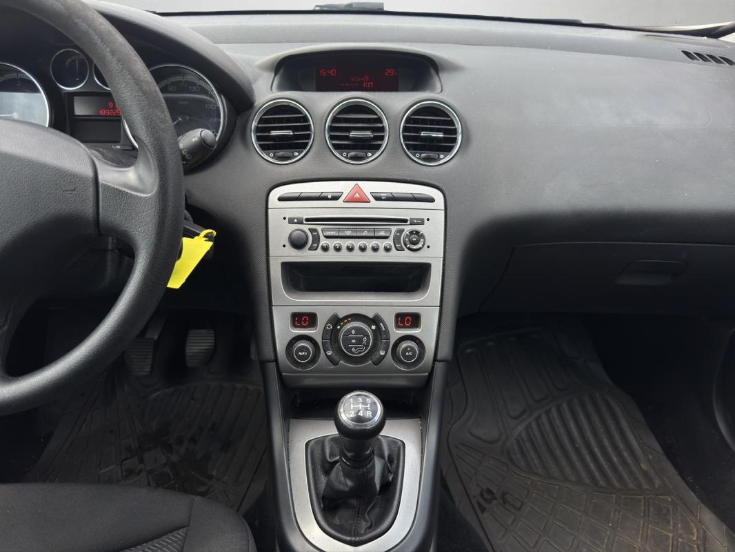 Peugeot 308 1.6 HDi 92ch FAP BLUE LION Pack Limited