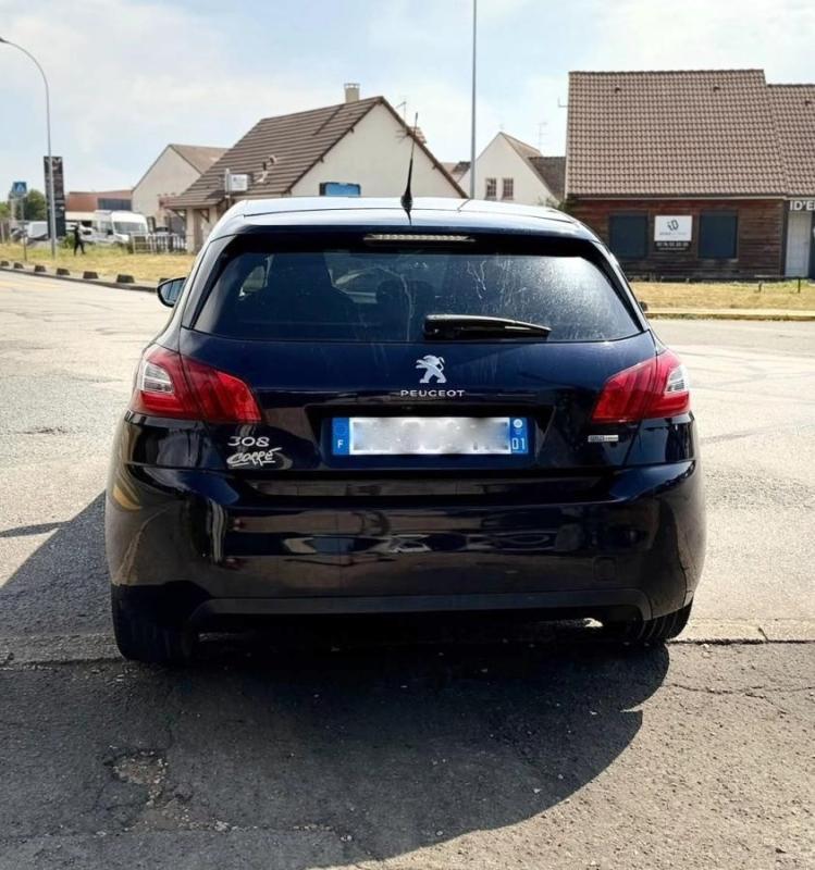 Peugeot 308 1.2 PT 110cv Allure