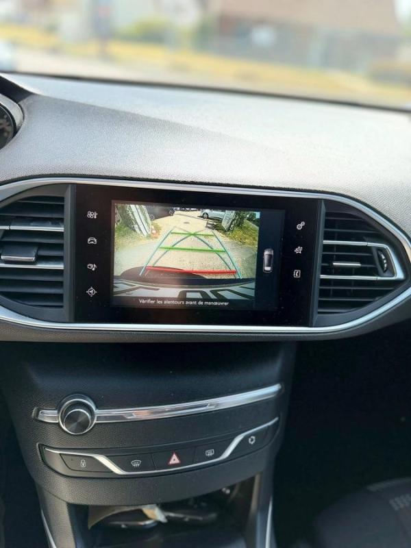Peugeot 308 1.2 PT 110cv Allure