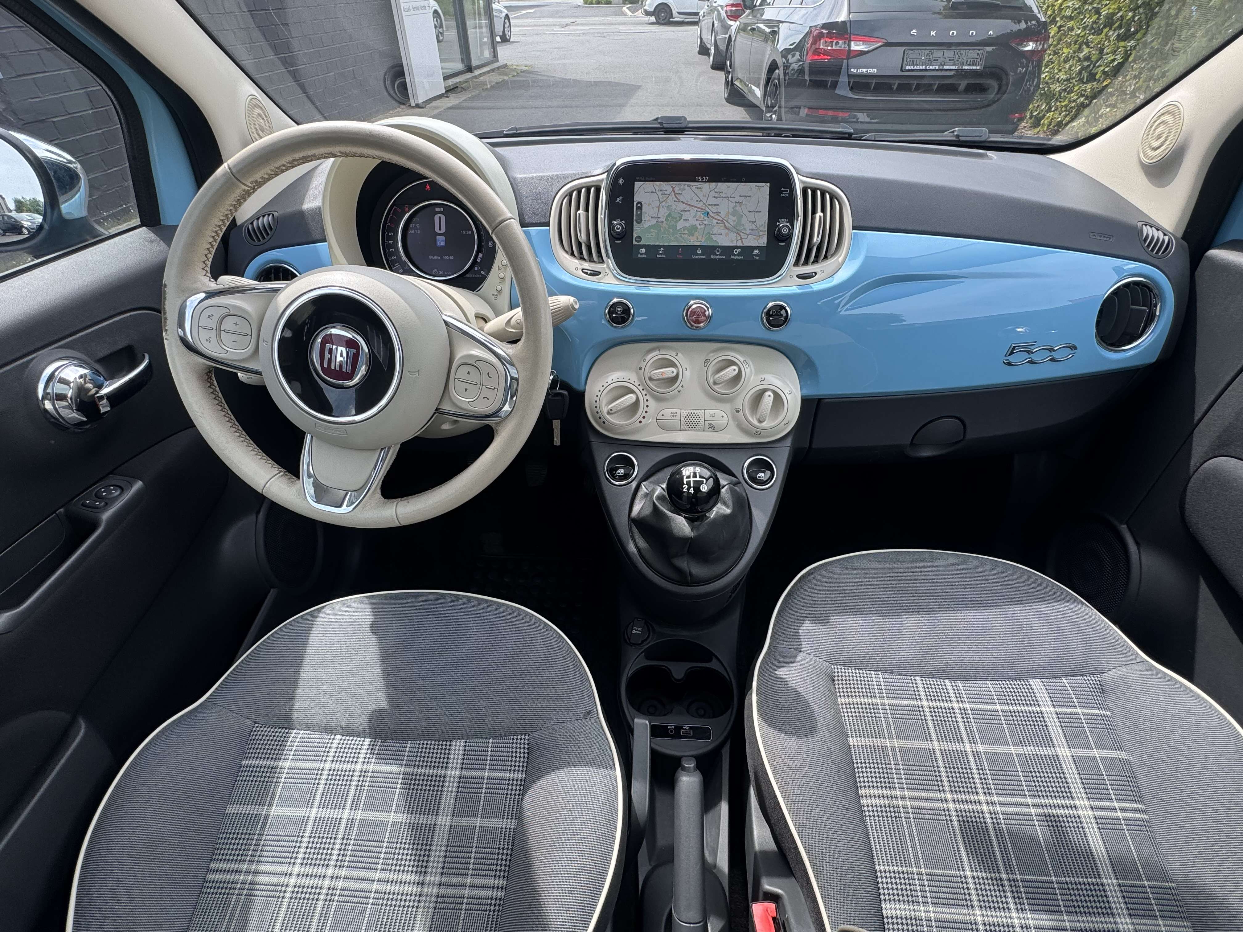Fiat 500 500 1.2i*1 ER MAIN*TOIT PANO*NAVI*CAR PLAY*CARNET*GARANTIE 12 MOIS