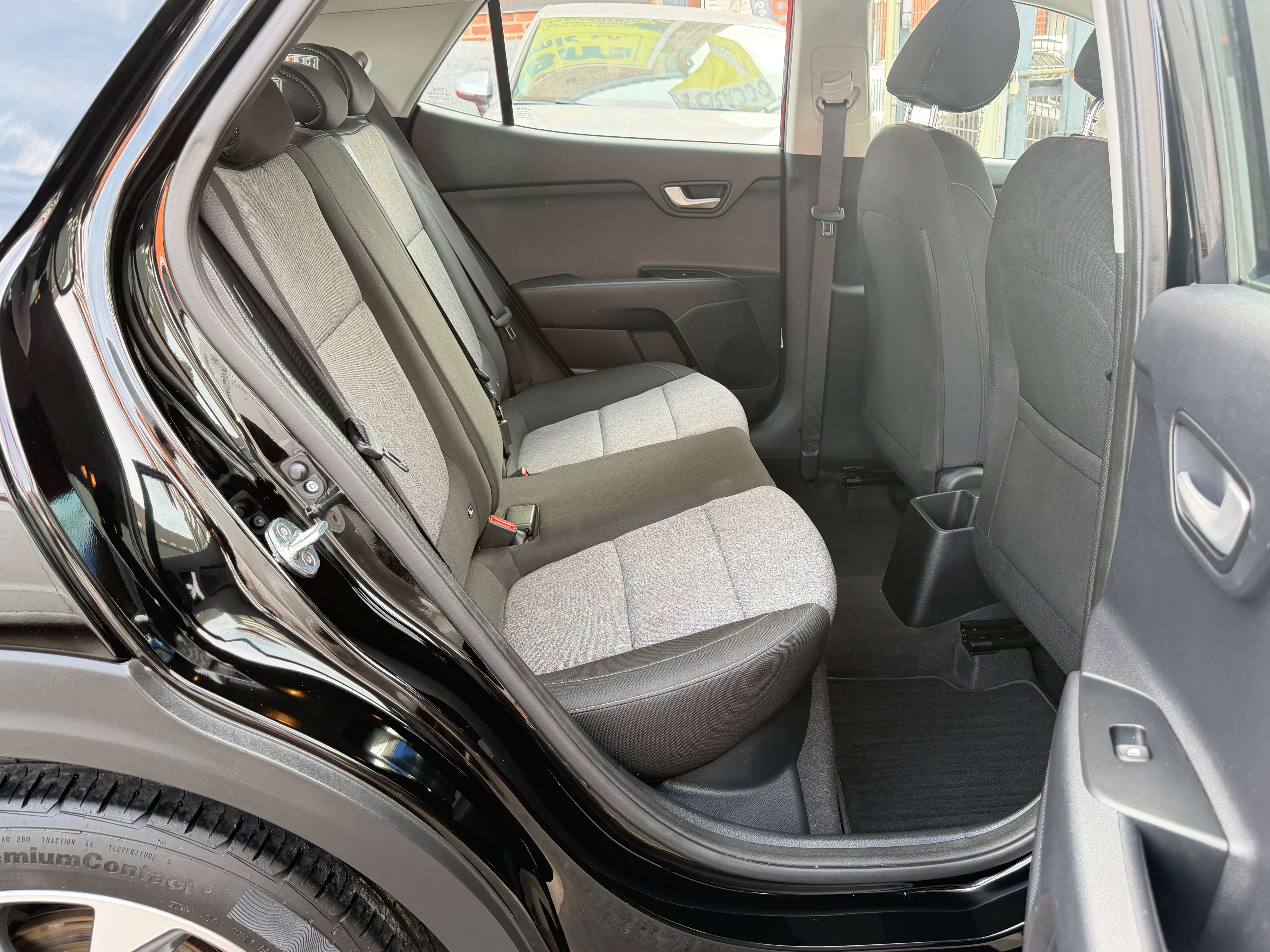 Kia Stonic Stonic 1.0 T • NAVI • CAMERA • CLIM • LED • GARANTI 12 MOIS !