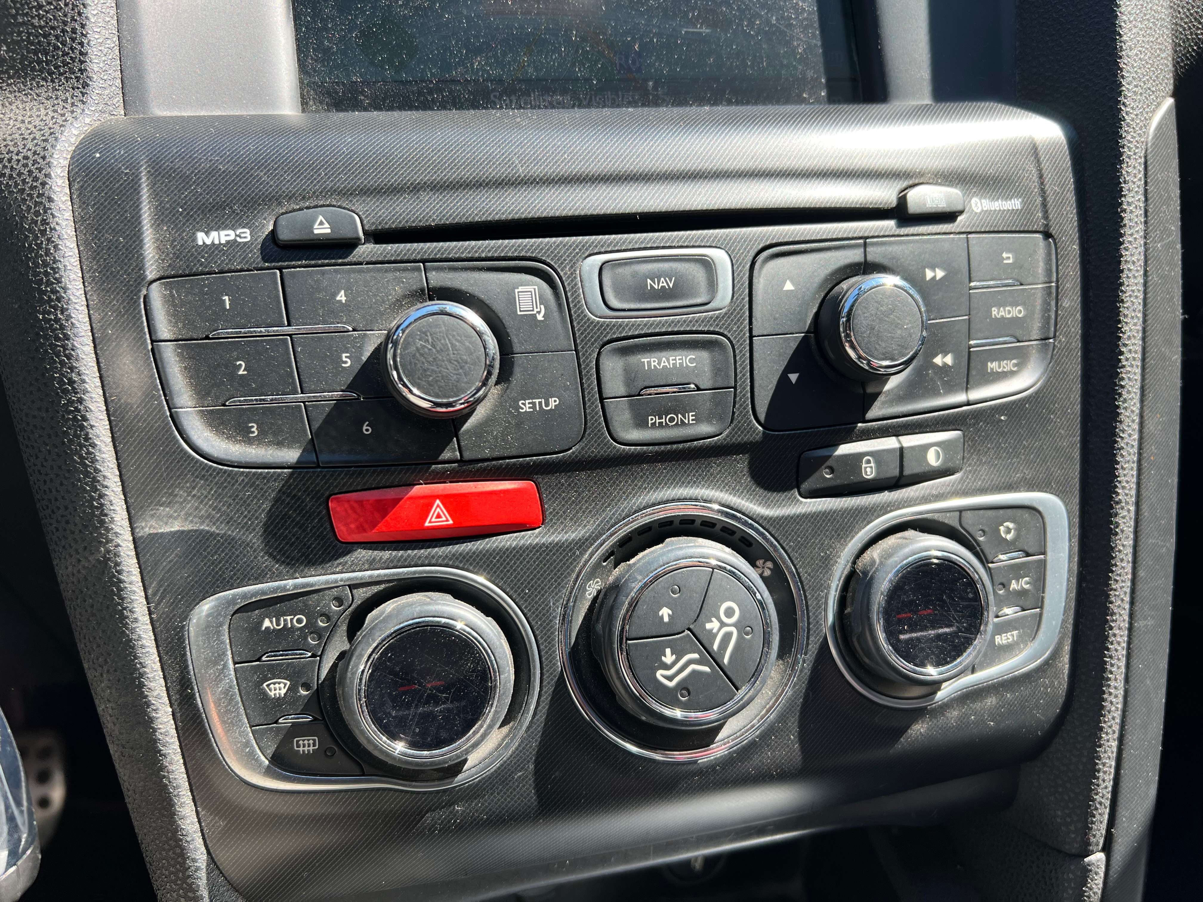 Citroen DS4 1.6 e-HDi Business + CUIR + CLIM