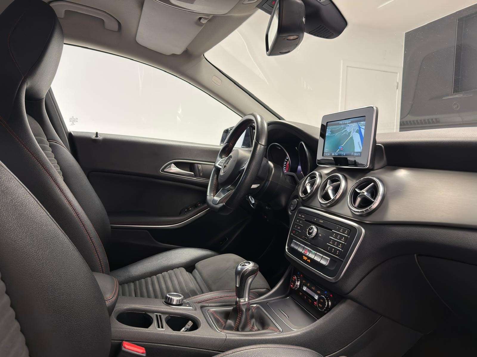 Mercedes-Benz CLA 180 CLA 180 d**PACK AMG**GPS+CAMERA*LED*CUIR*GARANTIE*