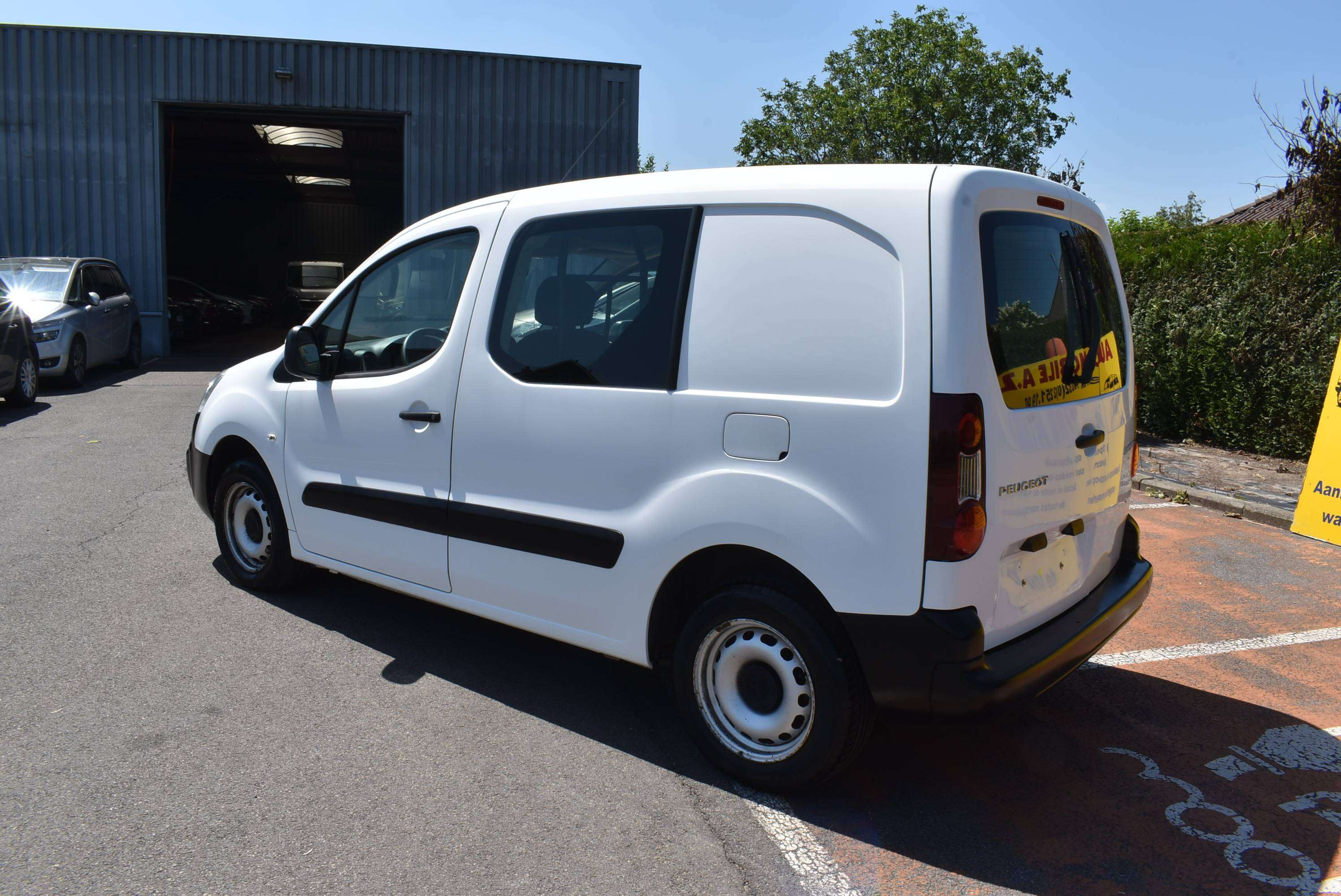Peugeot Partner 1.6 BlueHDi Van 3PL/Airco **B2B FIX PRICE**