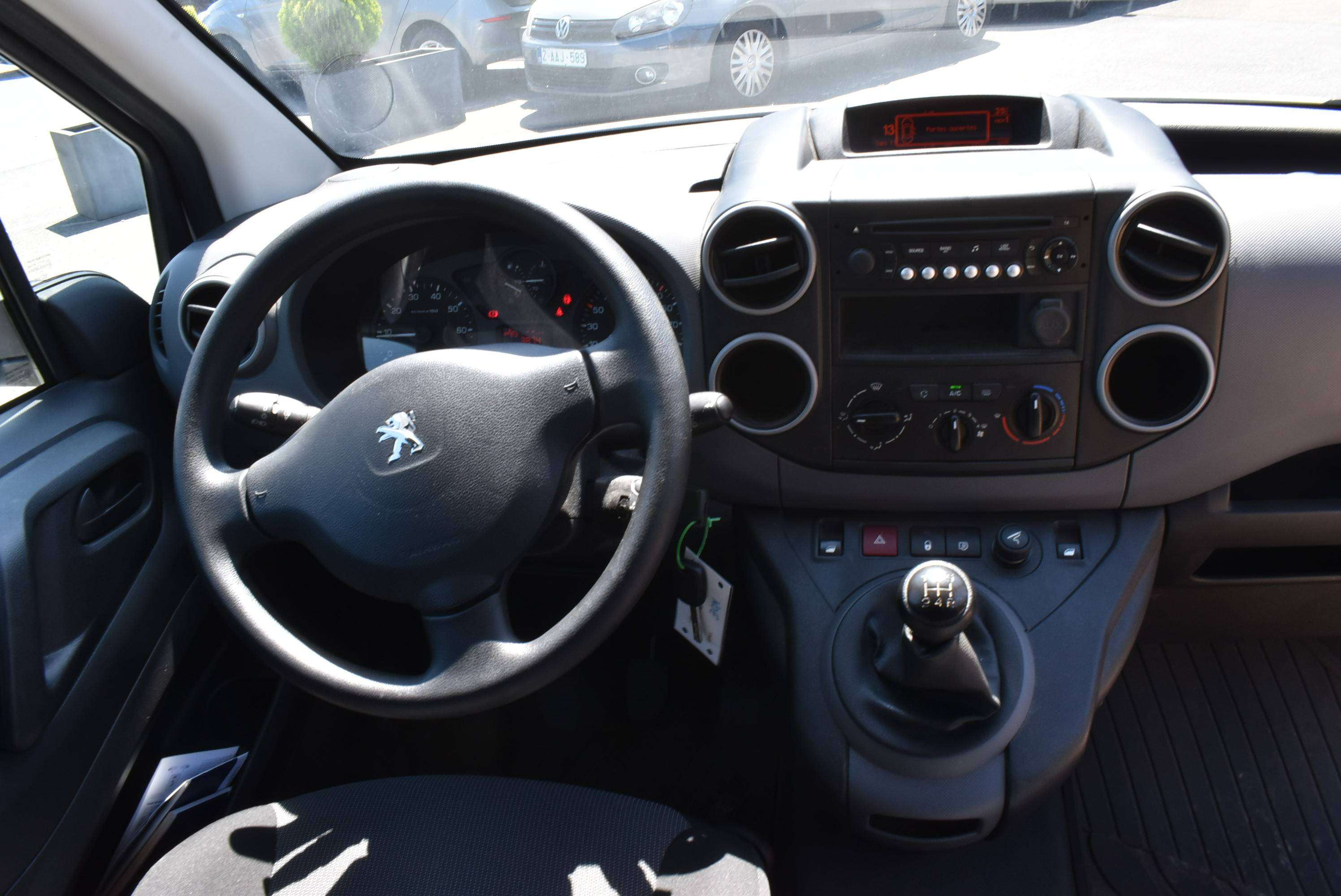 Peugeot Partner 1.6 BlueHDi Van 3PL/Airco **B2B FIX PRICE**