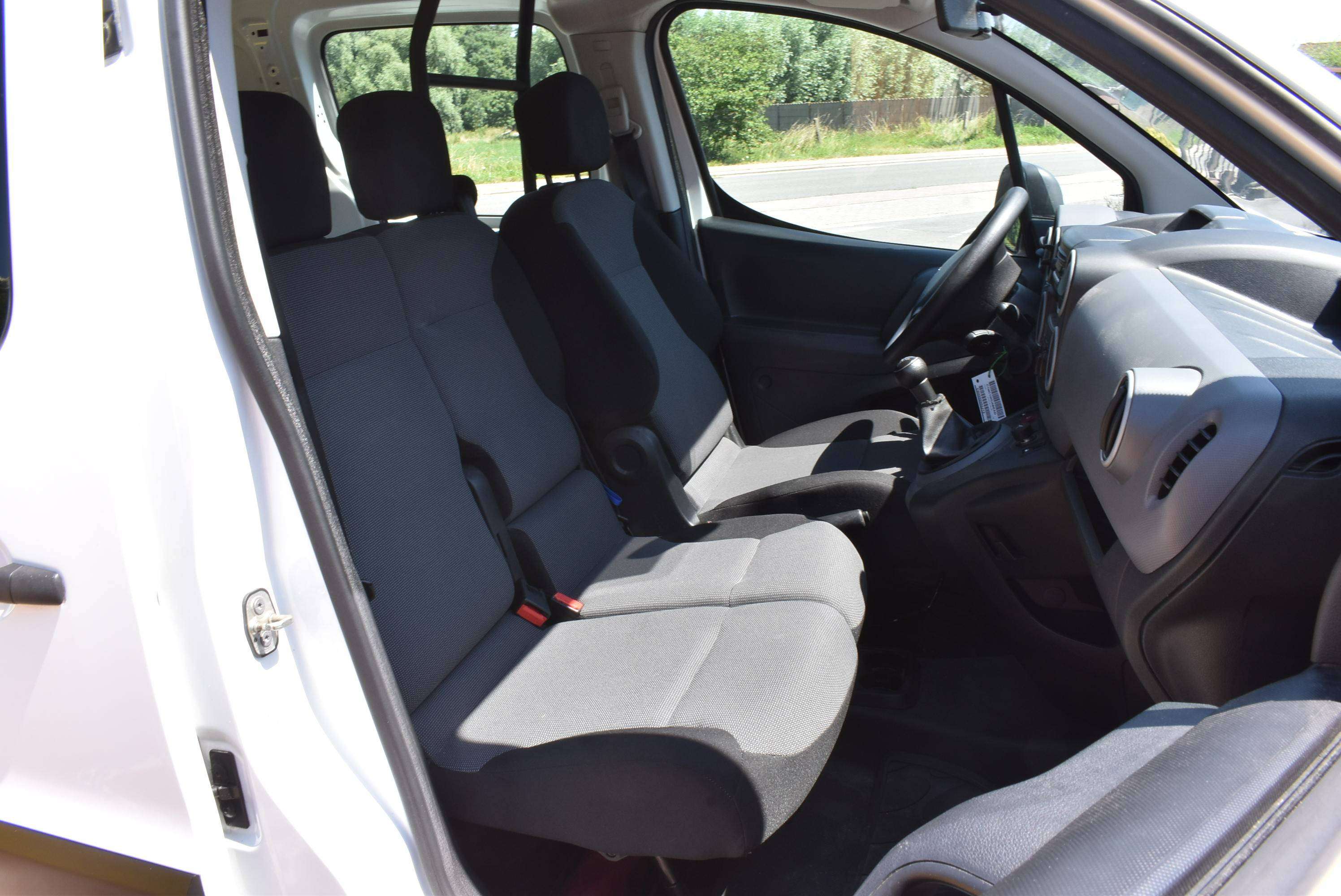 Peugeot Partner 1.6 BlueHDi Van 3PL/Airco **B2B FIX PRICE**