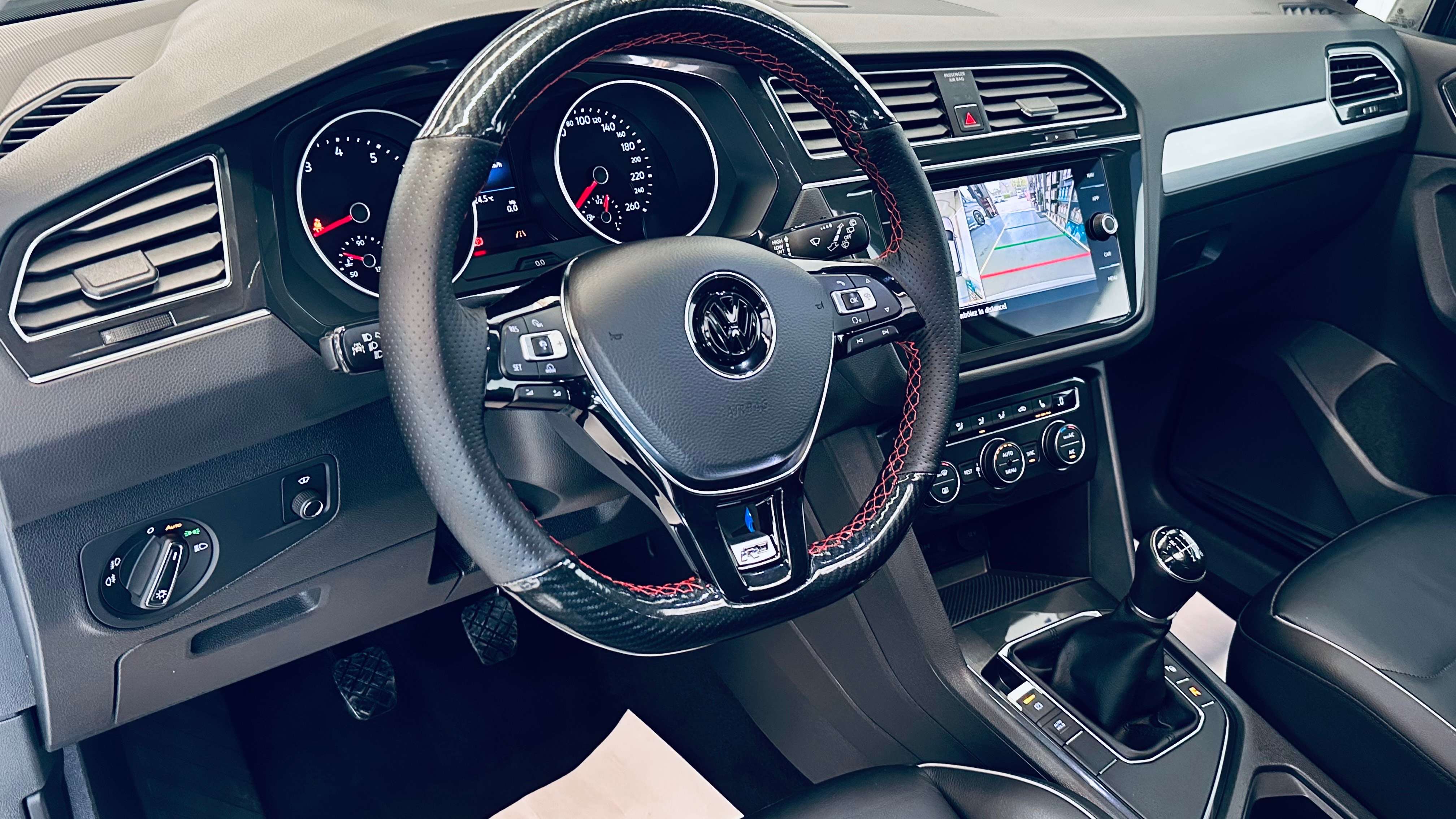 Volkswagen Tiguan 1.4 TSI R-LINE TOIT PANO OUVRANT CAMERA 360 PDC CRUISE ADAPTATIF HEADUP DISPLAY