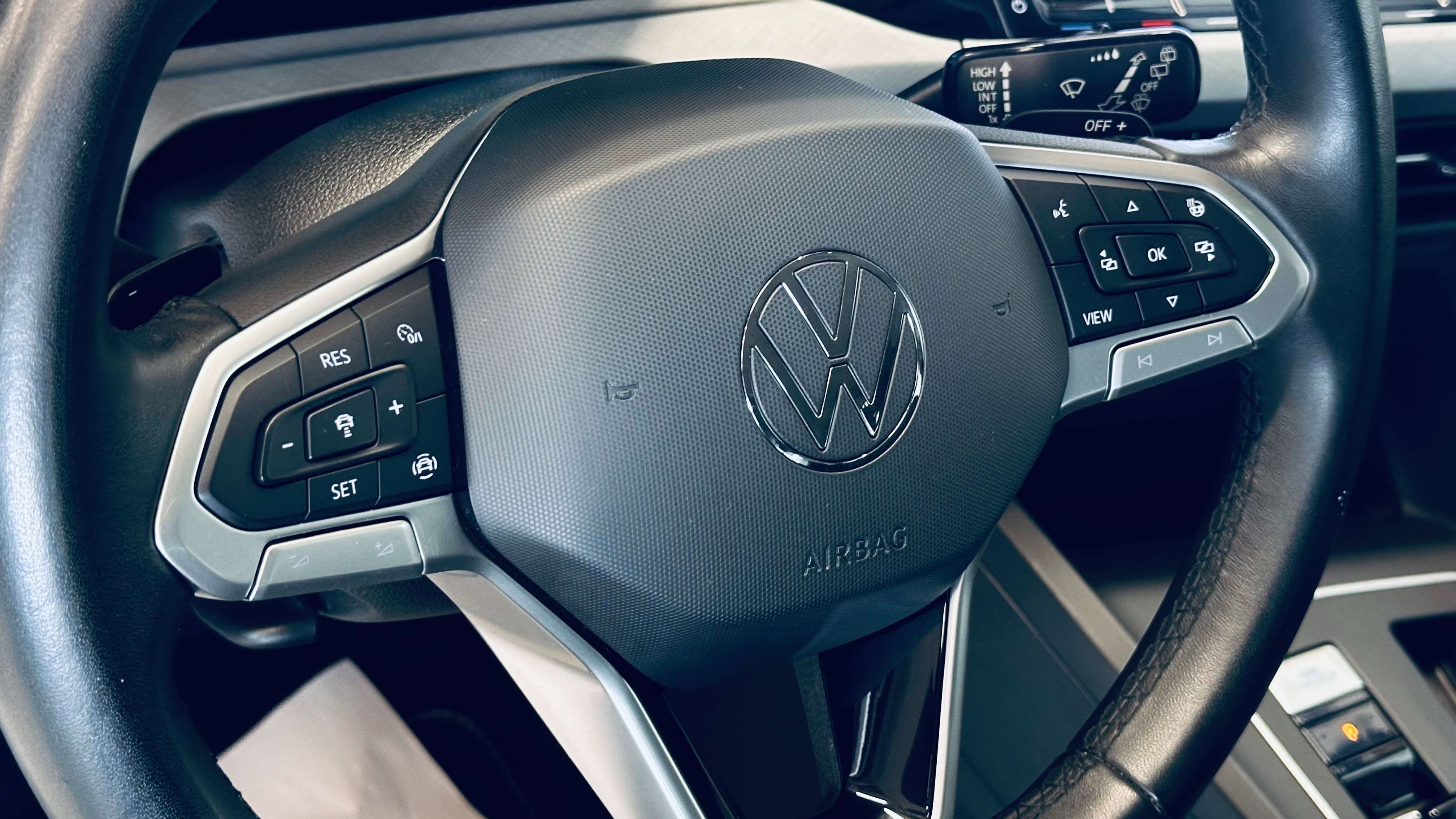 Volkswagen Golf 1.0 eTSI BOITE AUTO PALETTE CAMERA PDC COCKPIT CRUISE ADAPTATIF