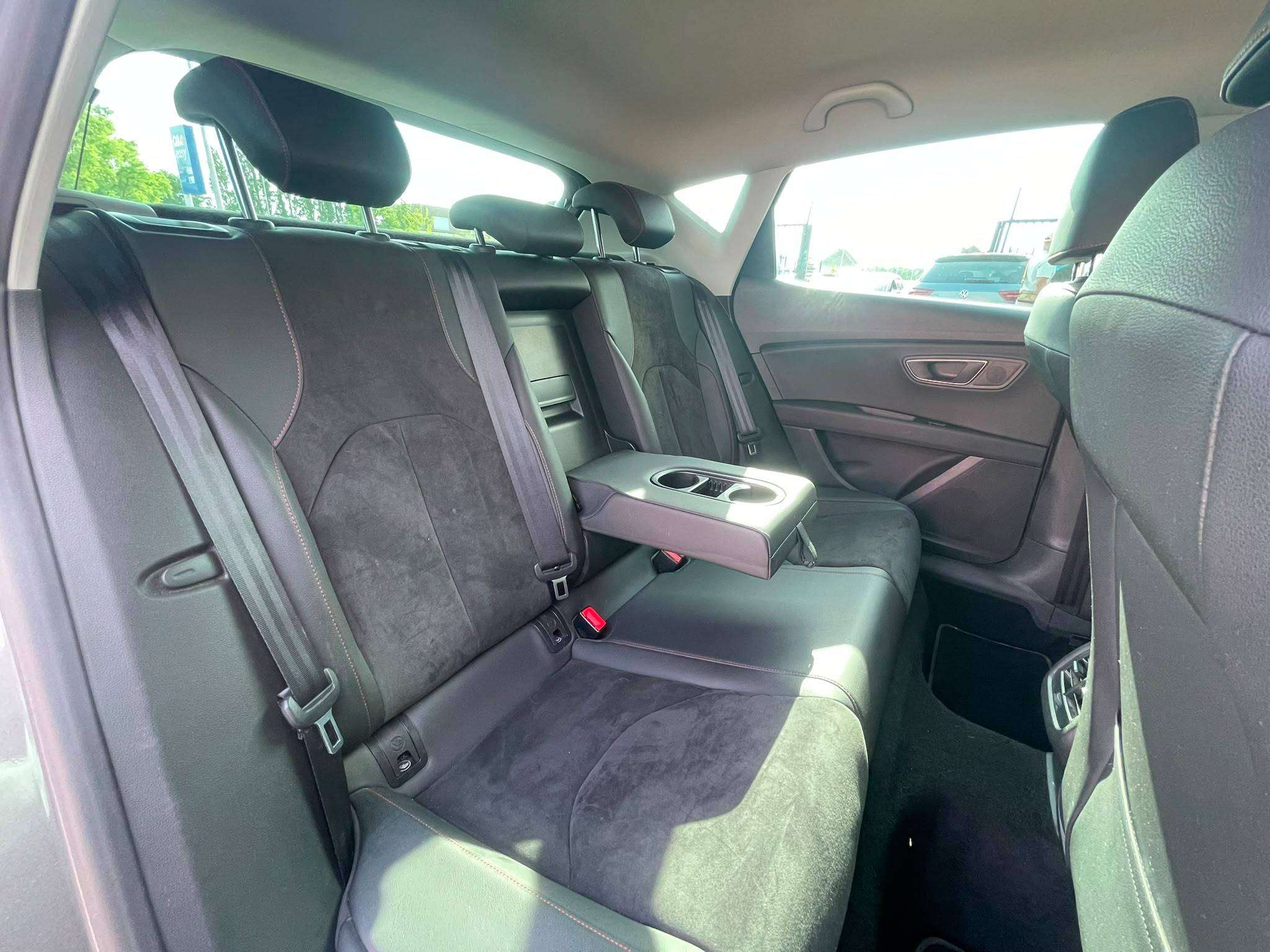 SEAT Leon 198,33€ Crédit 0% SANS INTERET 0% ZONDER KOSTEN 1.4 TSI FR thumbnail