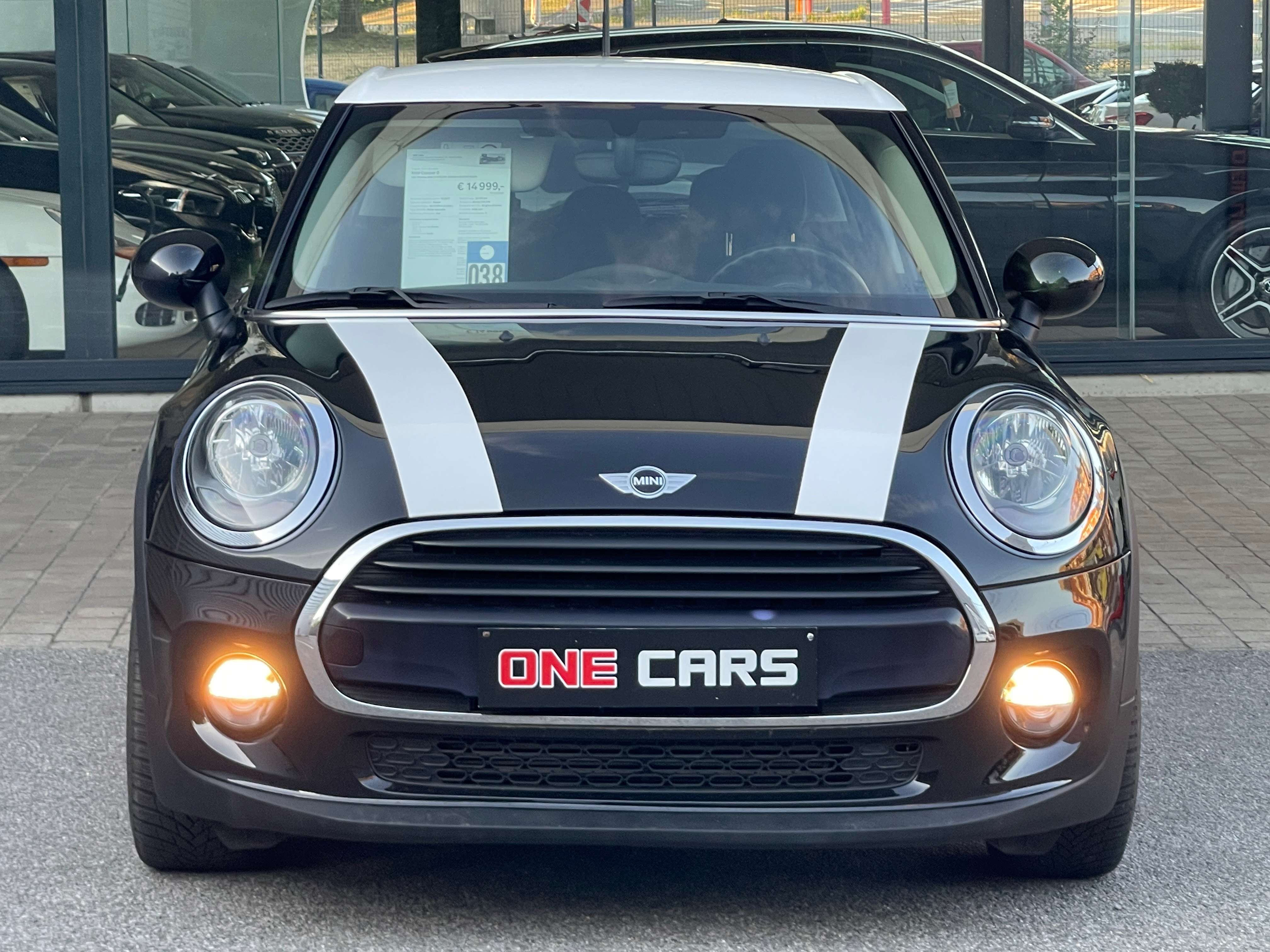 MINI Cooper D 1.5D 116cv 5Portes AIRCO-JA17P-1PROPR. 20.100km!!! (ETAT SHOW-ROOM)