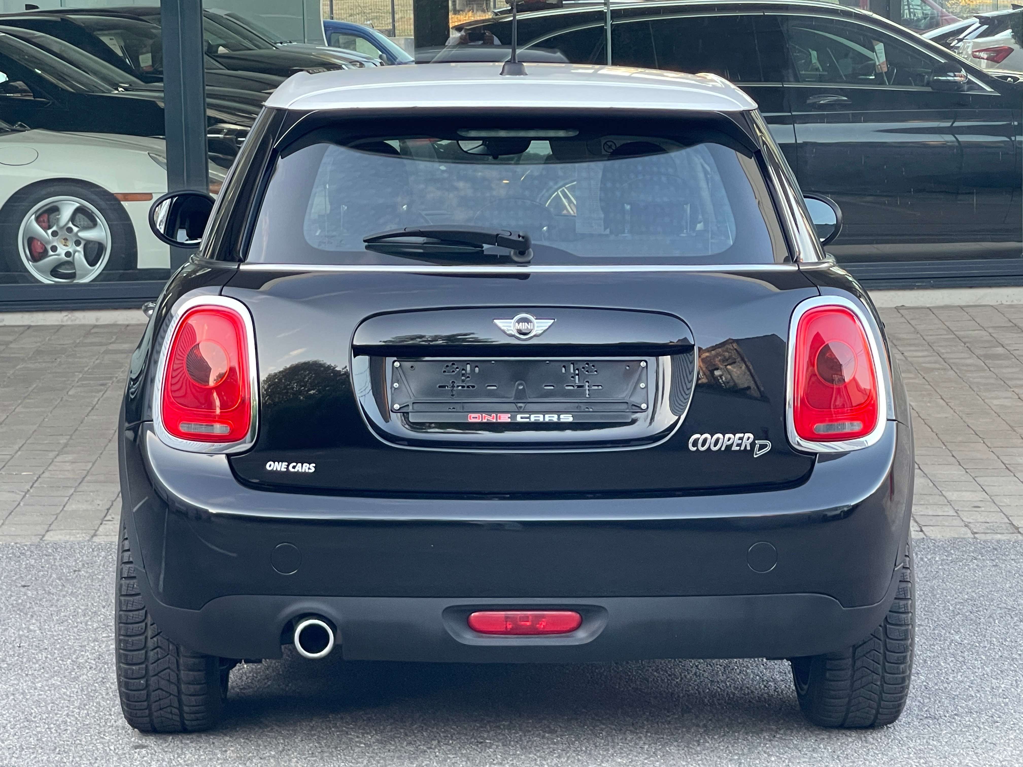 MINI Cooper D 1.5D 116cv 5Portes AIRCO-JA17P-1PROPR. 20.100km!!! (ETAT SHOW-ROOM)