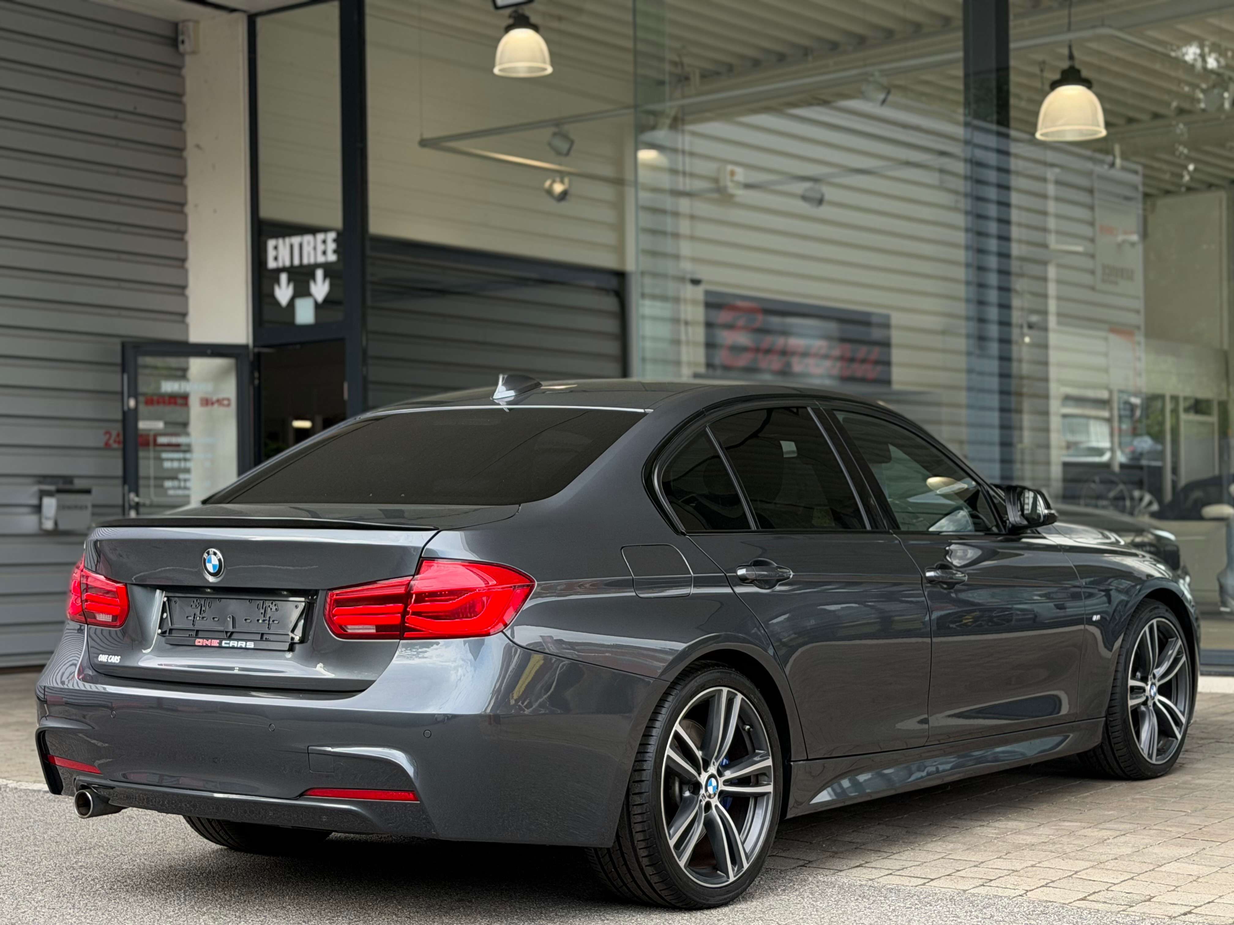 BMW 316 d "PACK-M Performance" BIXENON-CUIR-GPS-CLIM-JA19P-GAR 1AN