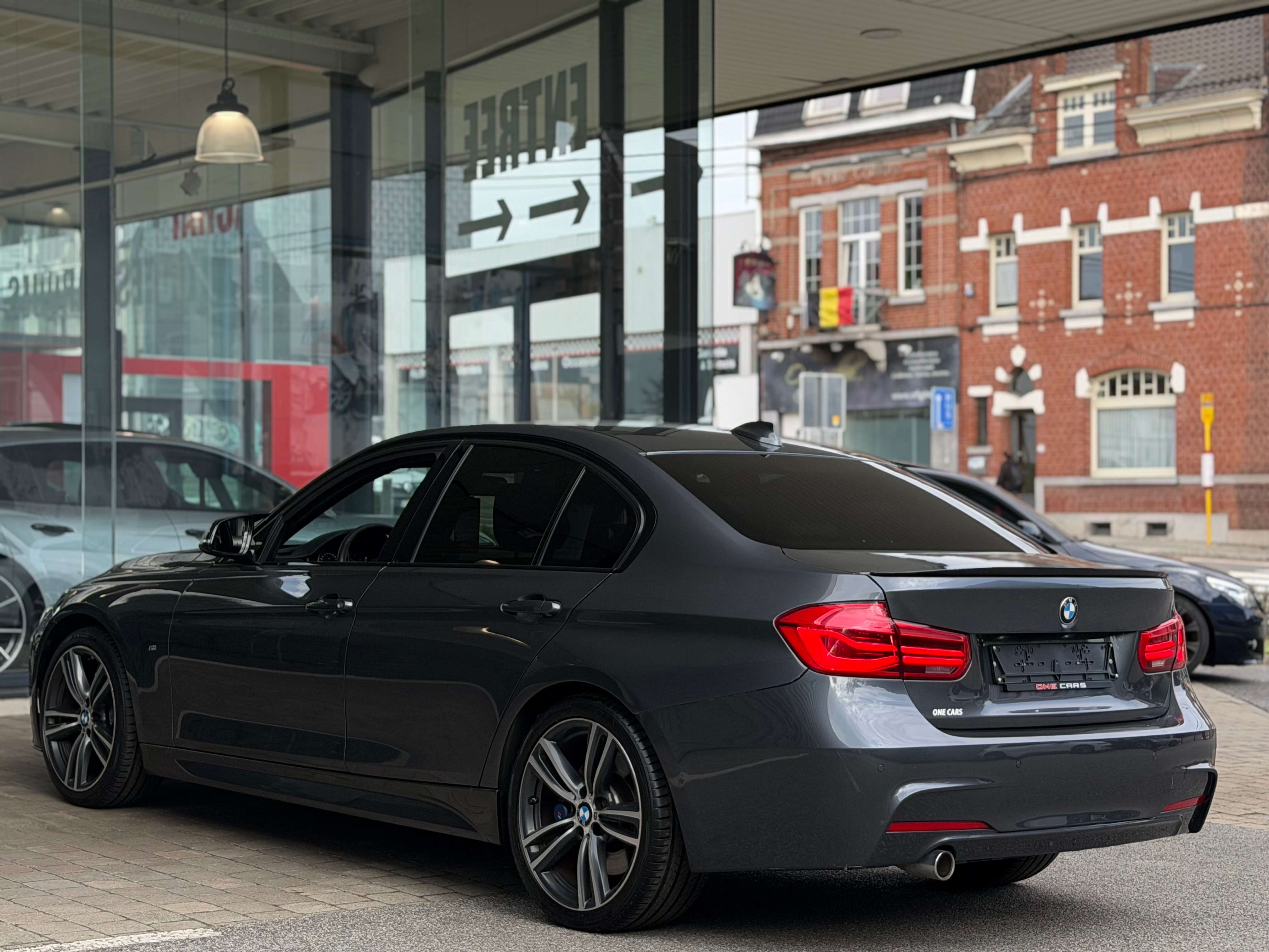 BMW 316 d "PACK-M Performance" BIXENON-CUIR-GPS-CLIM-JA19P-GAR 1AN