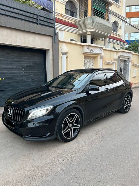 Mercedes-Benz Gla 220 D ACTIVITY EDITION 7G-DCT