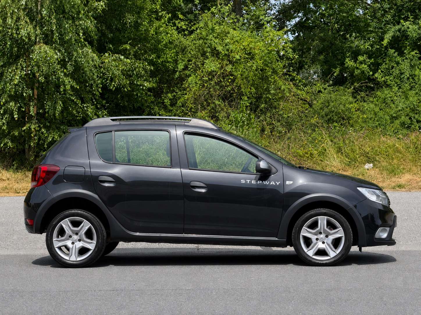 Dacia Sandero STEPWAY  • GPS • AIRCO thumbnail
