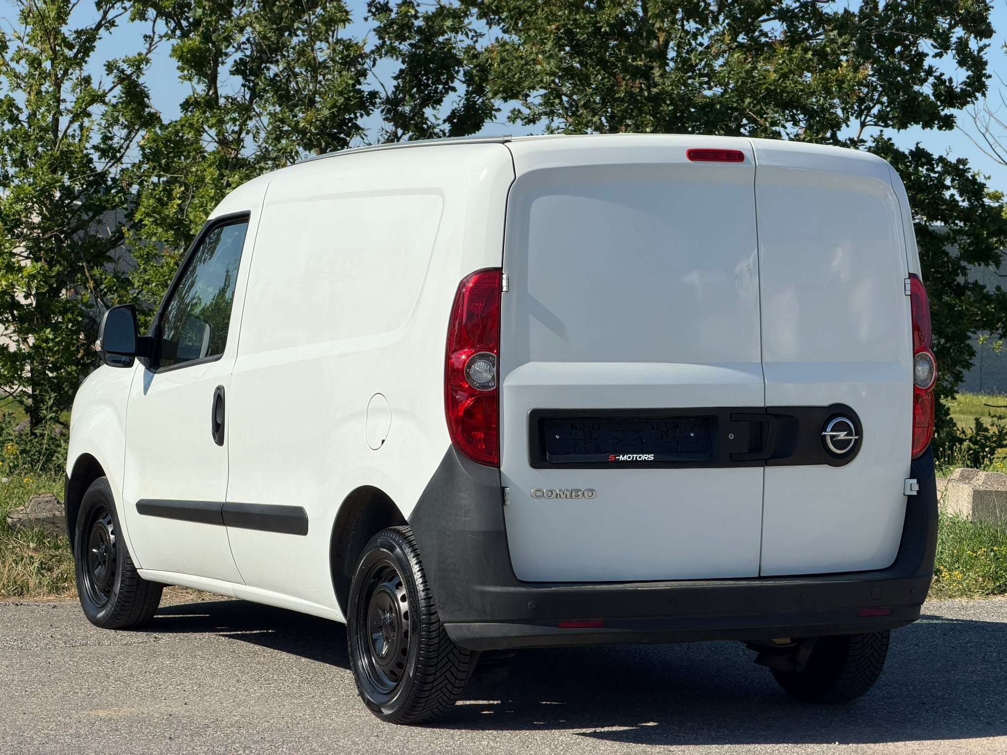 Fiat Doblo • UTILITAIRE • AIRCO • thumbnail