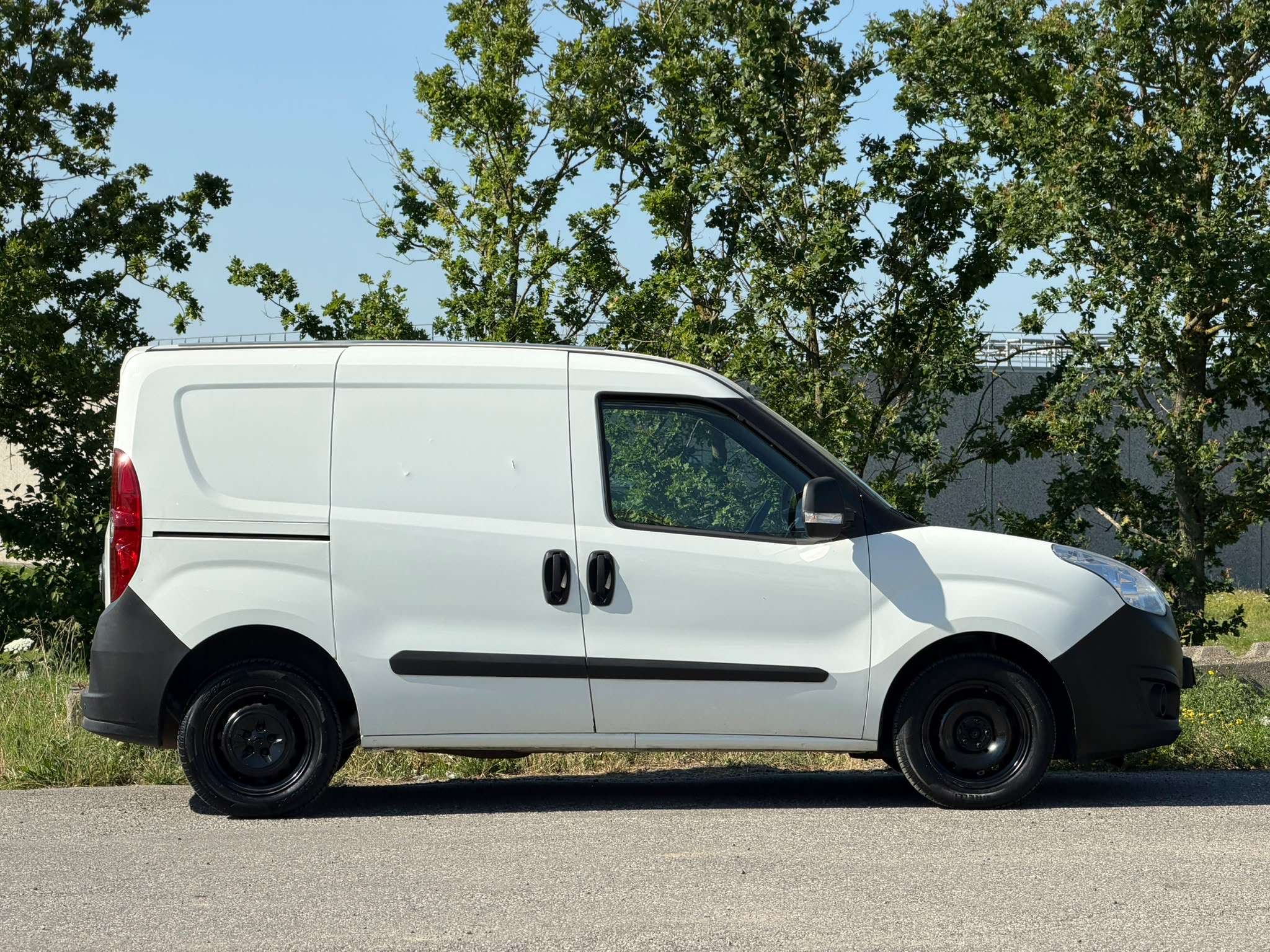 Fiat Doblo • UTILITAIRE • AIRCO • thumbnail