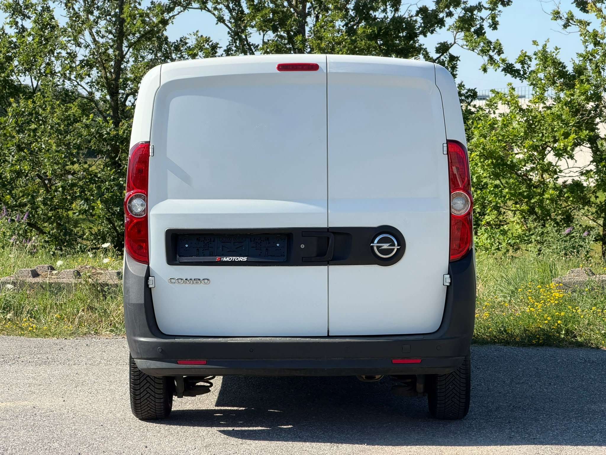 Fiat Doblo • UTILITAIRE • AIRCO • thumbnail