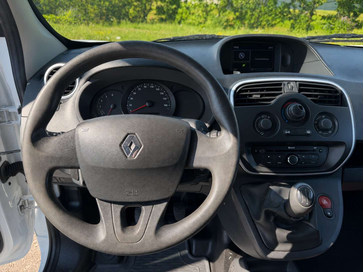 Renault Kangoo 1.5 dCi * GPS * AIRCO * thumbnail