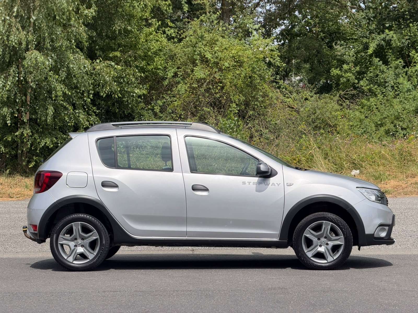 Dacia Sandero Stepway 0.9 TCE • GARANTIE 1 AN thumbnail