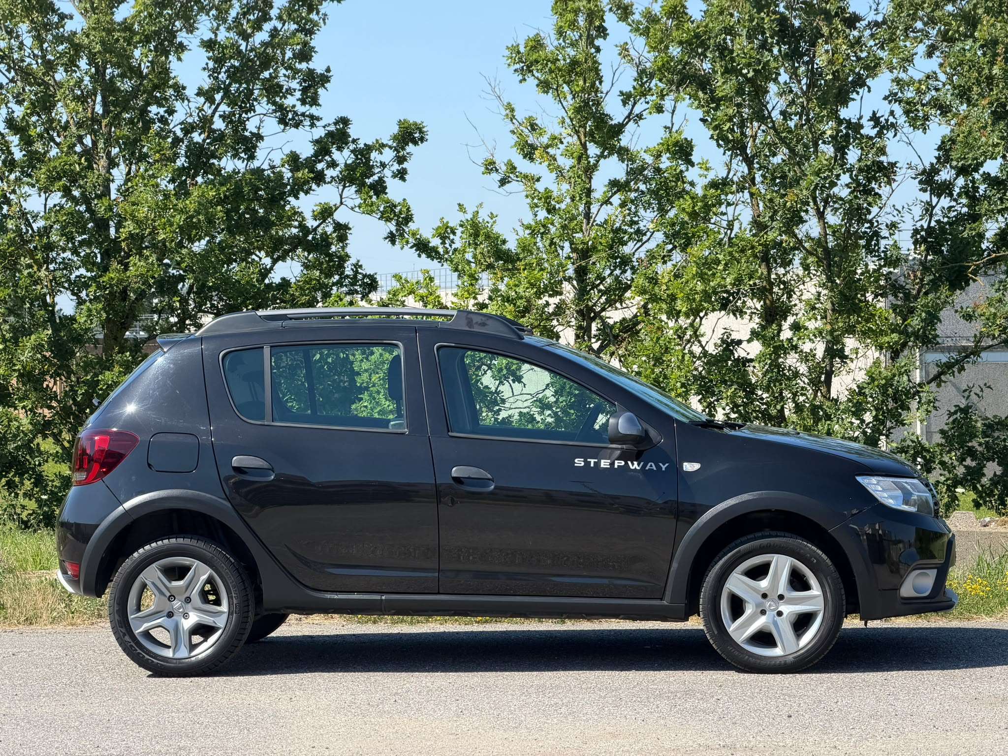 Dacia Sandero * STEPWAY * GPS * AIRCO * thumbnail