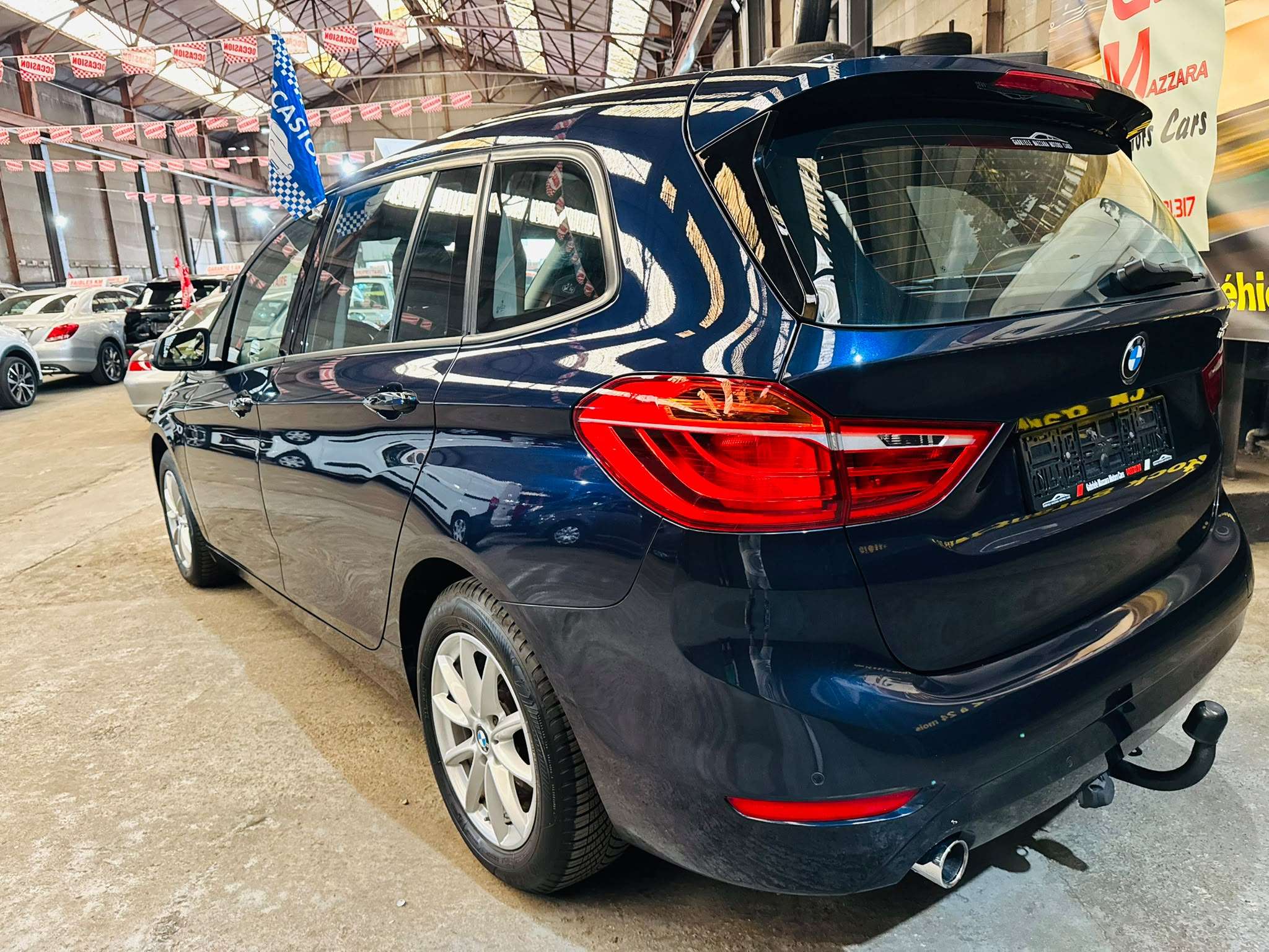 BMW 216 Gran Tourer 216 d GPS Attache remorque J.A