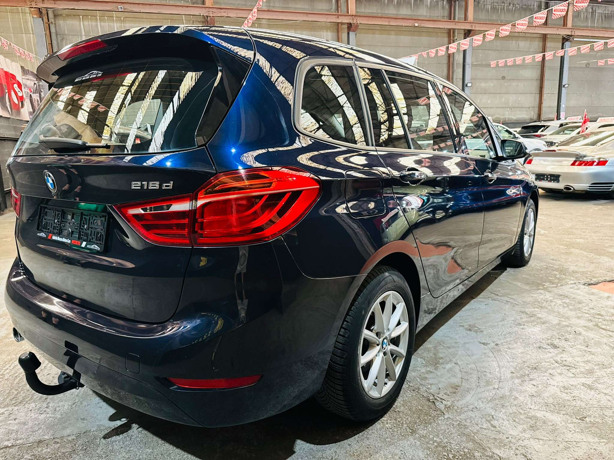 BMW 216 Gran Tourer 216 d GPS Attache remorque J.A