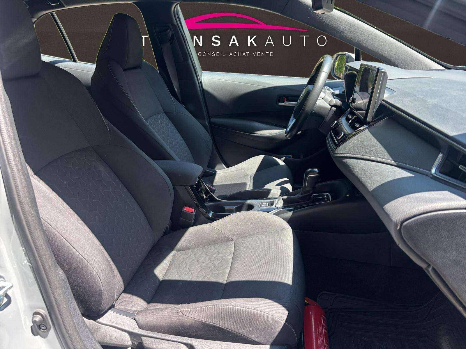 Toyota Corolla Corolla Hybrid 1.8 Premium GPF e-CVT/GARANTIE 12 MOIS / FULL ENTRETIEN TOYOTA