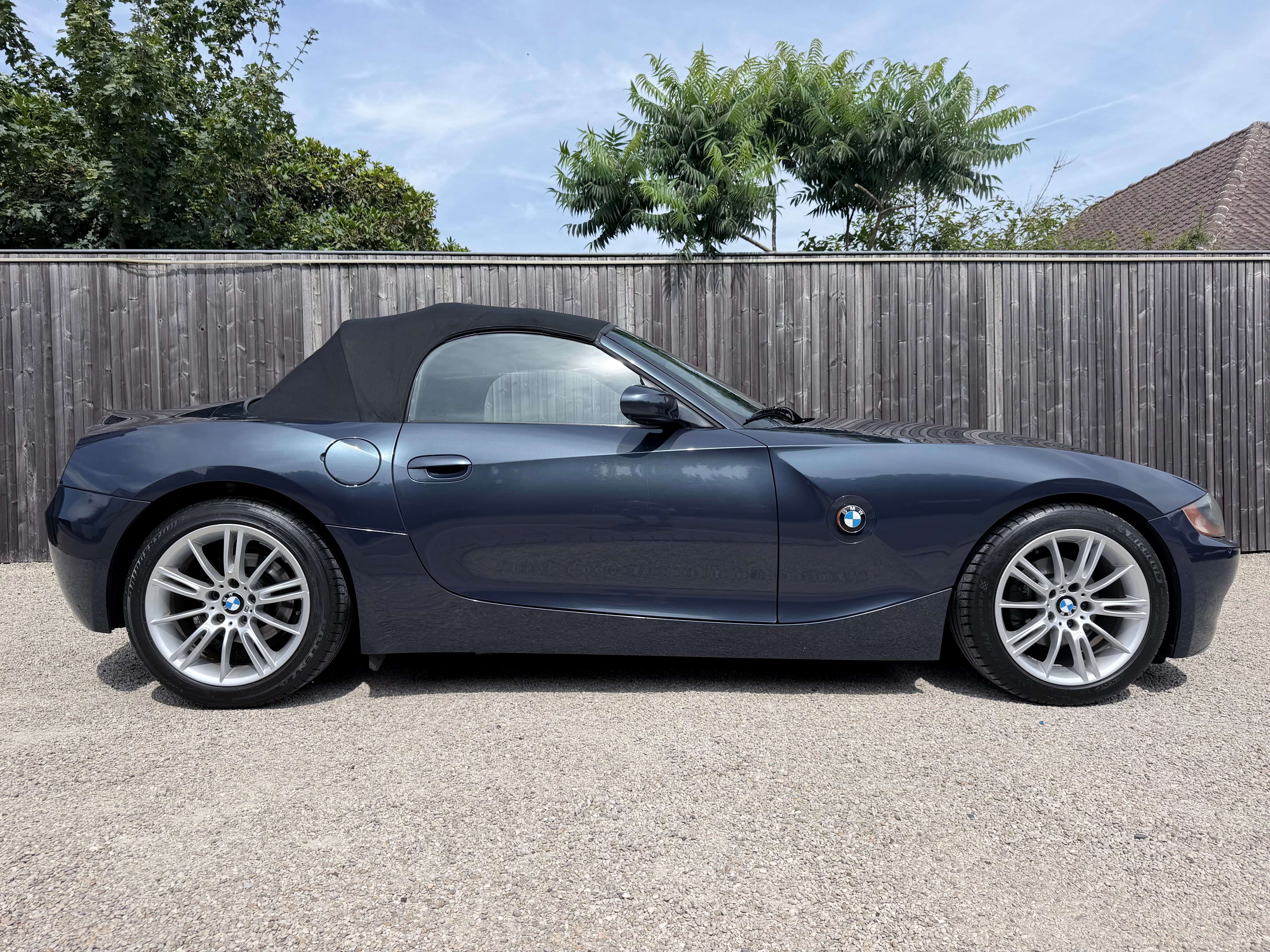 BMW Z4 Z4 2.5i 24v LEDER/XENON/PDC/ZETELVERW./17"M