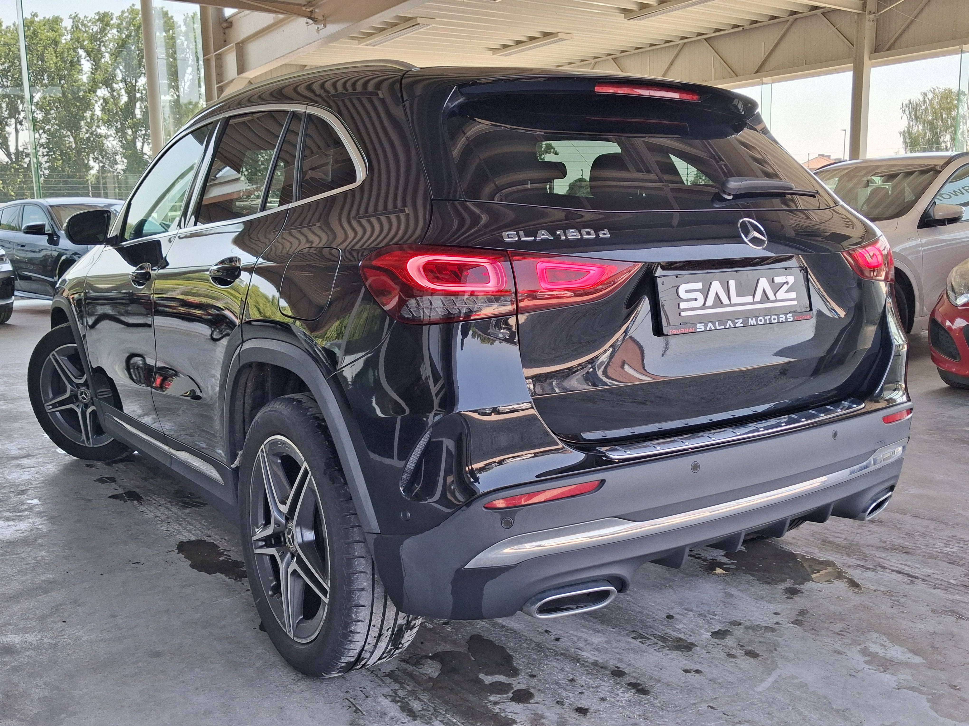 Mercedes-Benz GLA 180 GLA 180 d AMG Line / BOITE AUTO / PACK TRONIC / NAVI / GARANTIE