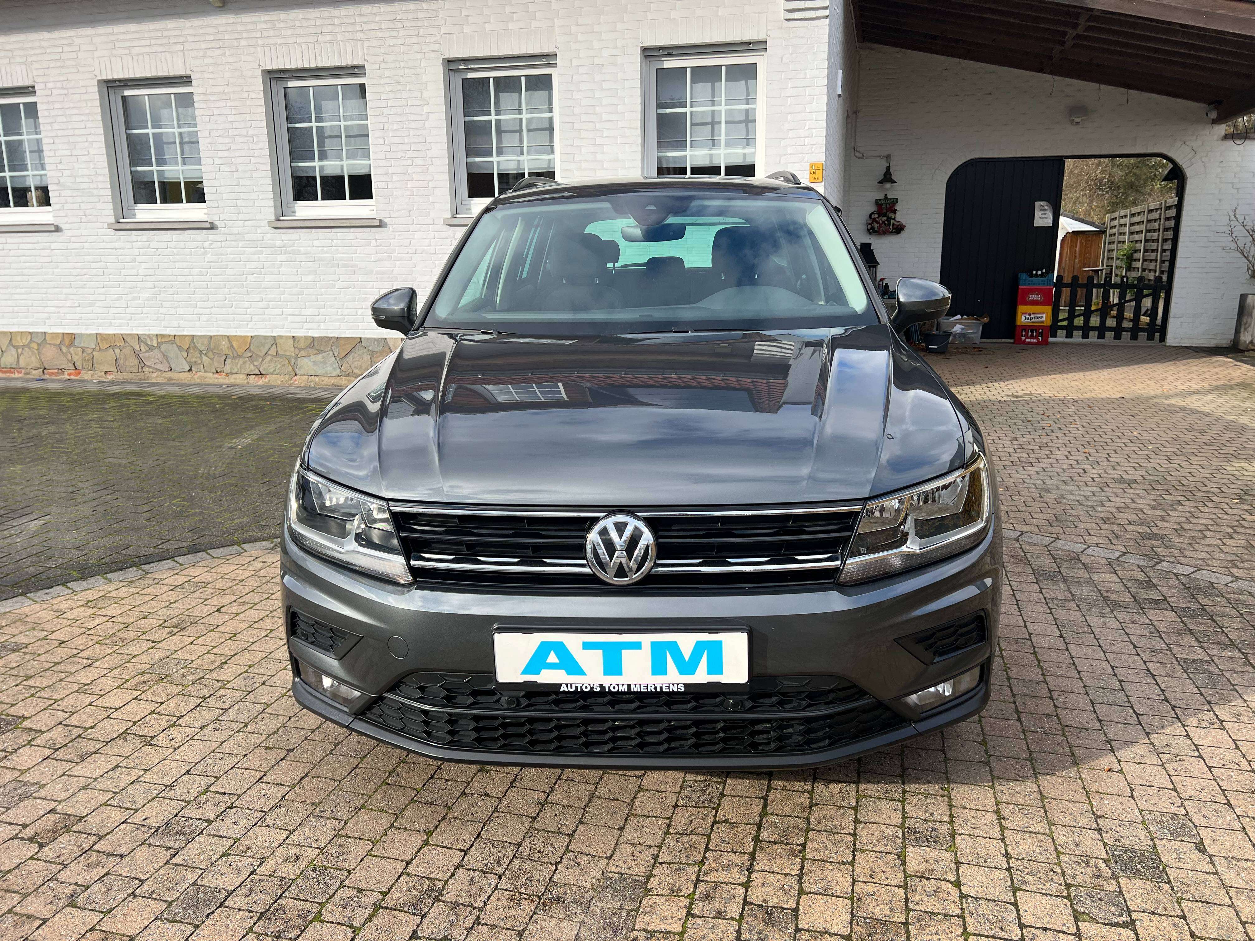 Volkswagen Tiguan Tiguan 1.5 TSI ACT Highline OPF DSG/alcantara sportzetels/pdc V&A + camera/ACC/massage functie/navi/app cp/lane assist