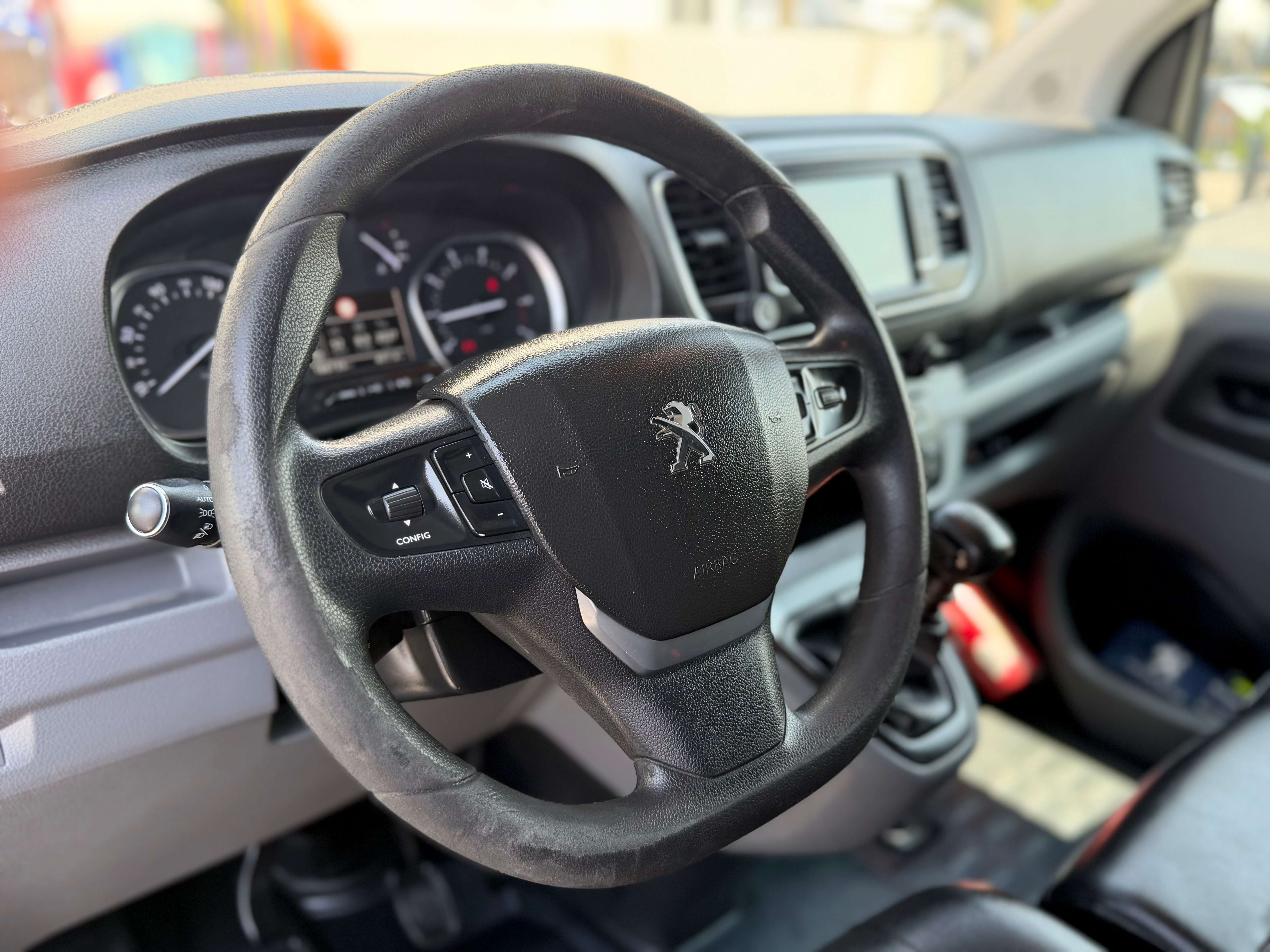 Peugeot Expert 2.0 BlueHDi L2 UTILITAIRE