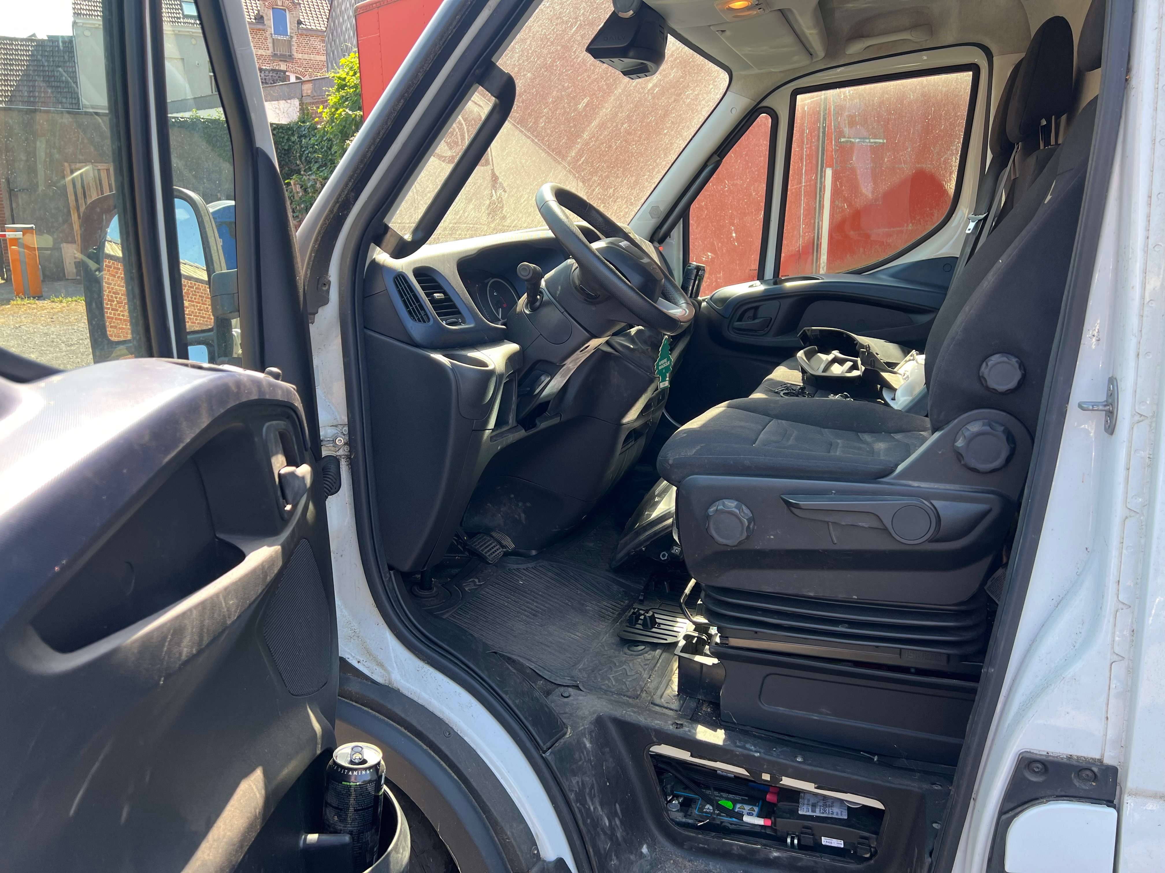 Iveco Daily Daily 35C18V 3.0 Turbo VGT Hi-Matic