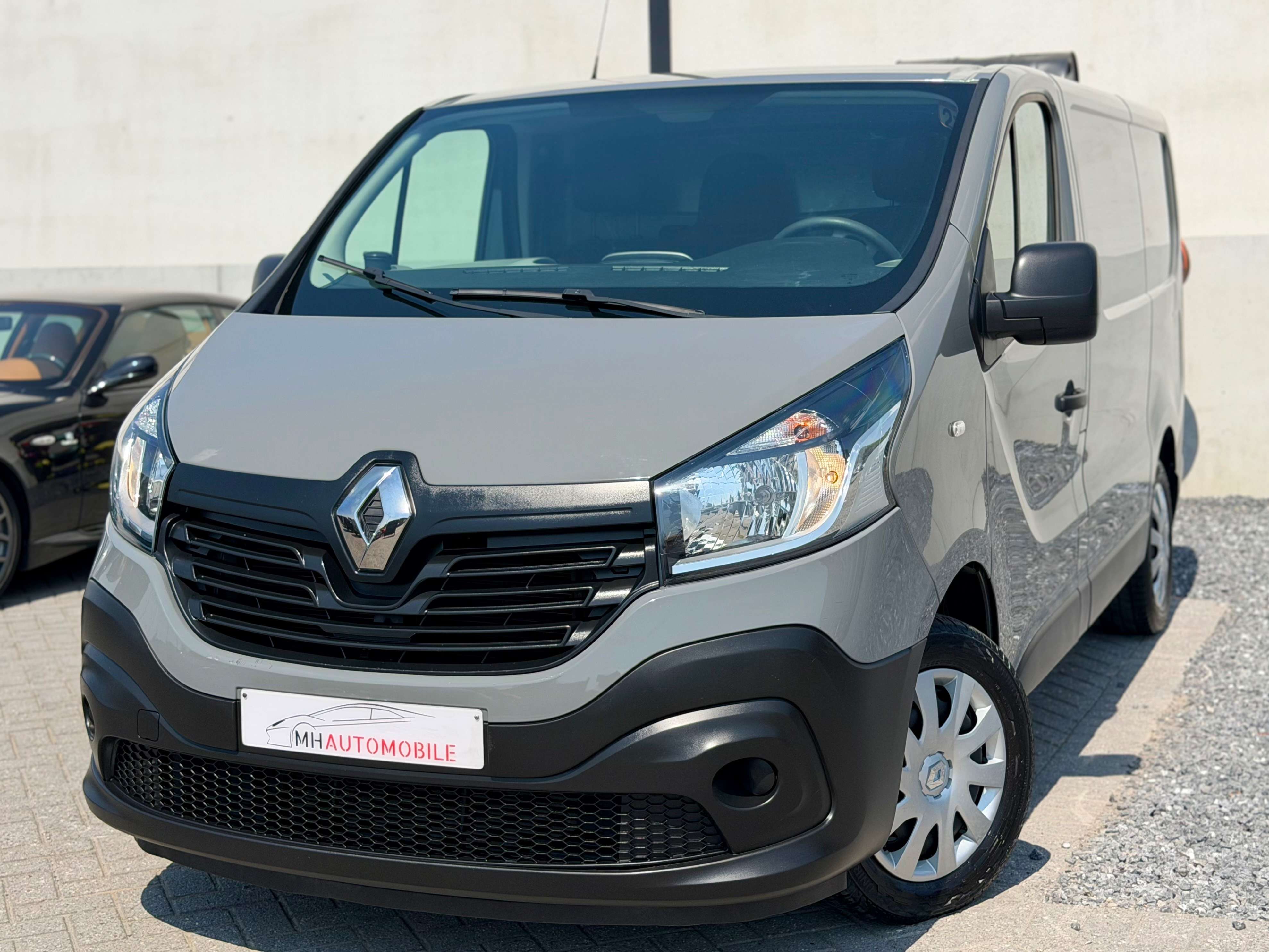 Renault Trafic 1.6 dCi L1H1 / Utilitaire